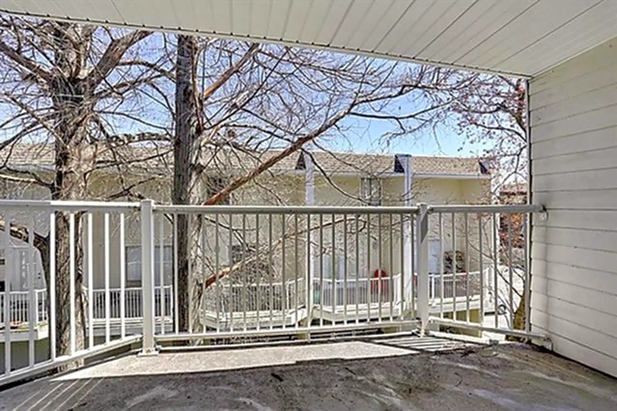 MetroView Condominiums 3805 Houma Blvd Metairie, LA Condos for Rent