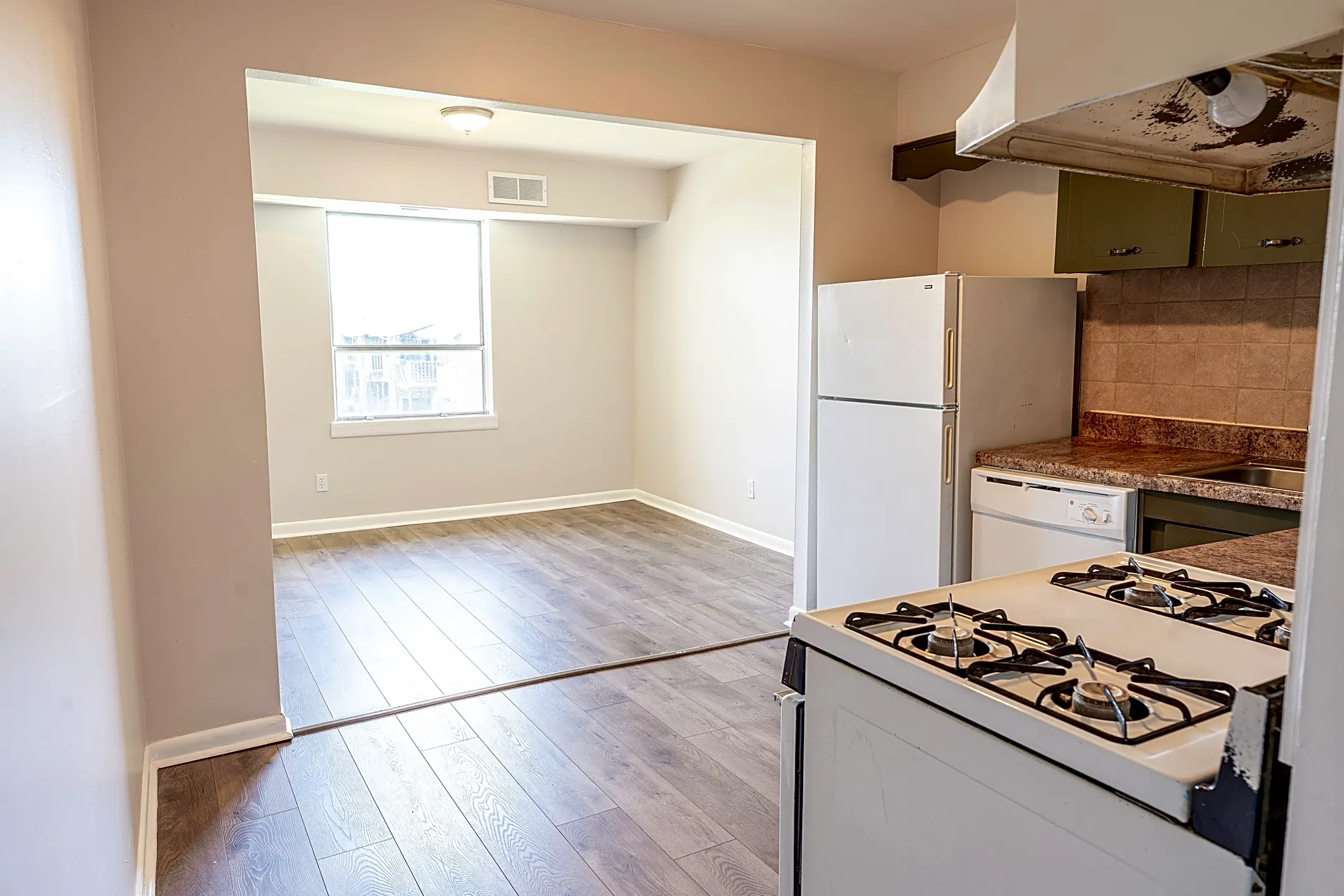 Woodcrest Village 380 Lincoln Hwy Fairless Hills, PA Apartments for Rent Rent.