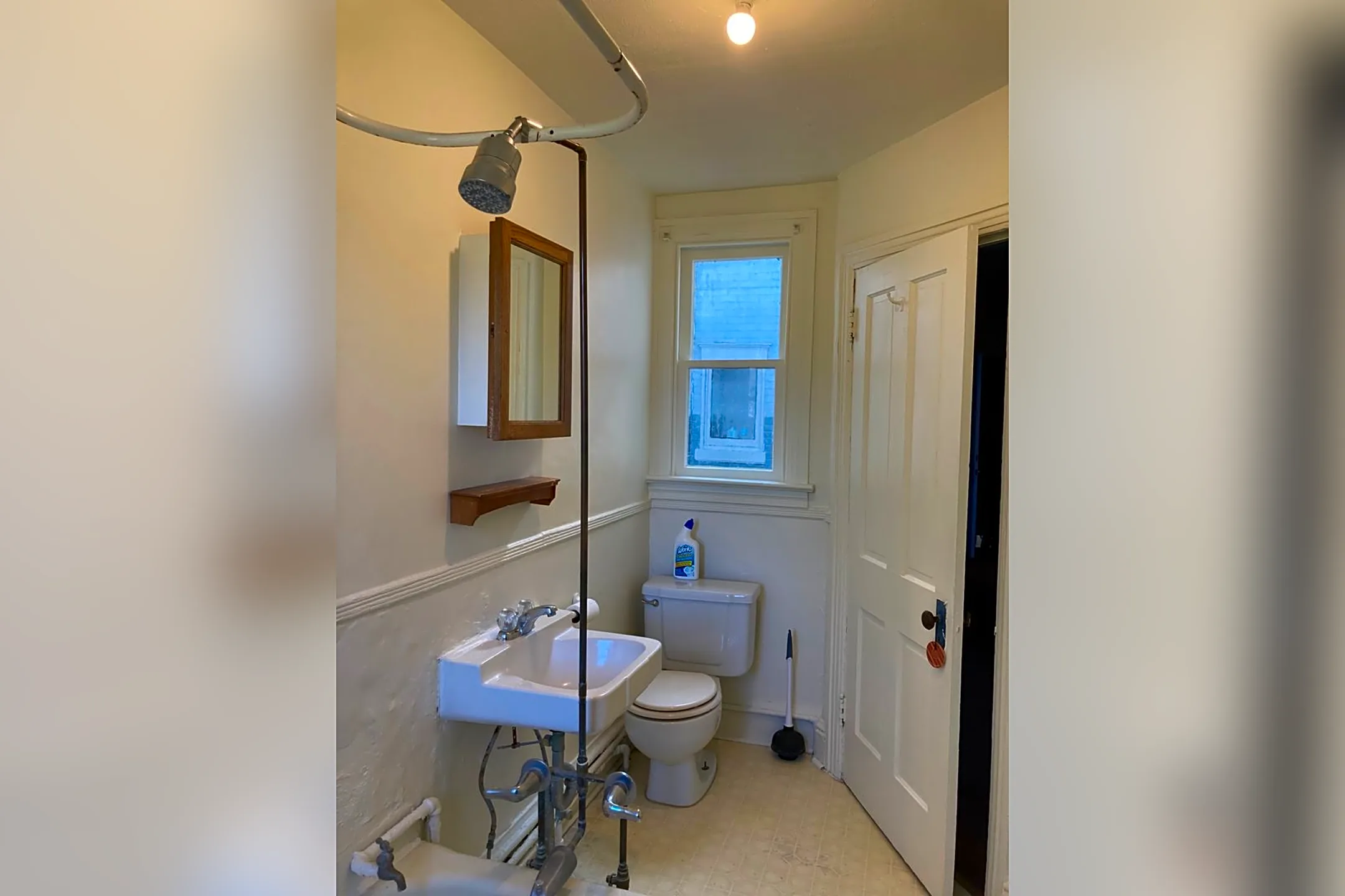 157 S Carlisle St 157 S Carlisle St unit 159 Greencastle, PA Houses