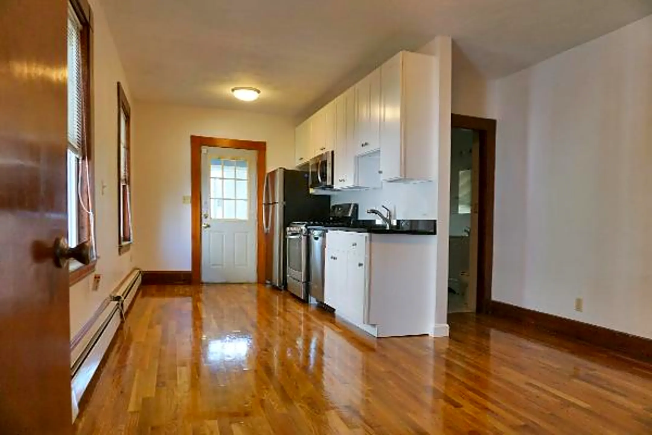 85 Brown St | Waltham, MA Condos for Rent | Rent.