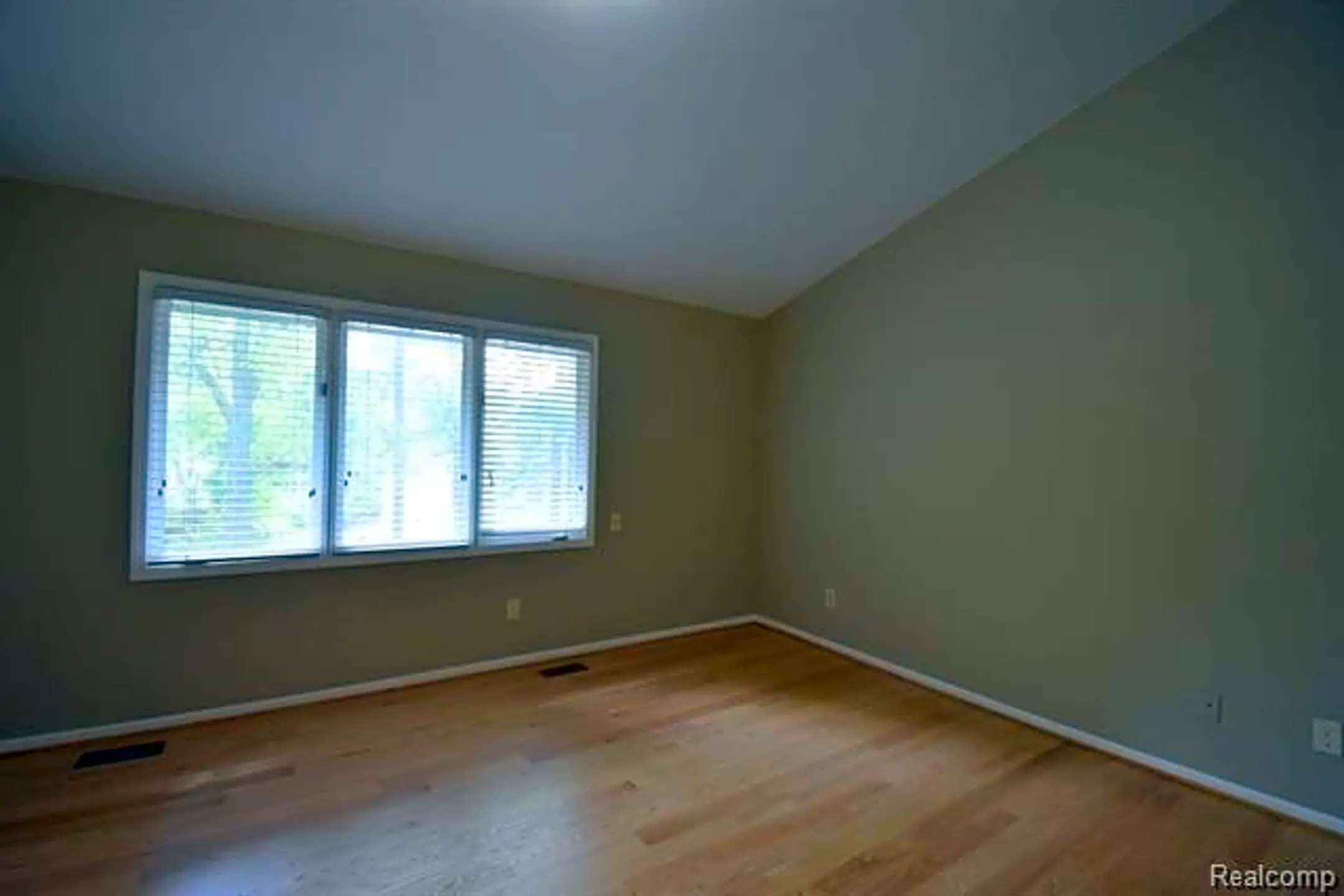 2359 Baseview Dr Pinckney, MI Houses for Rent Rent.