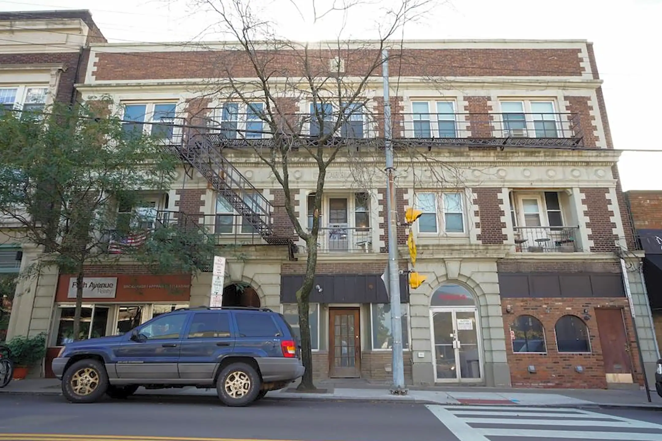 12022 Mayfield Road Cleveland, OH Apartments for Rent Rent.