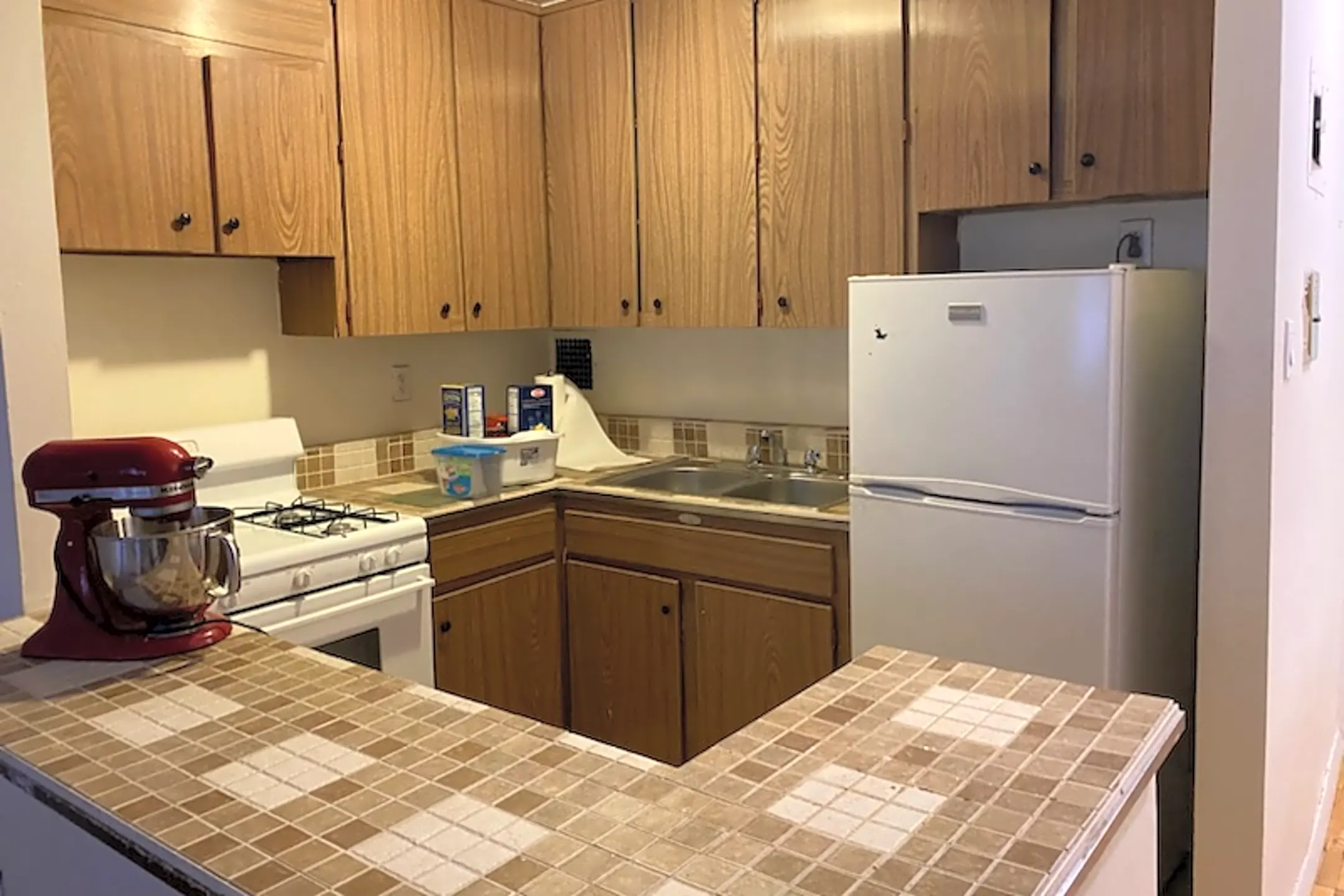 4420 Douglaston Pkwy 4420 Douglaston Pkwy unit 2C Queens, NY