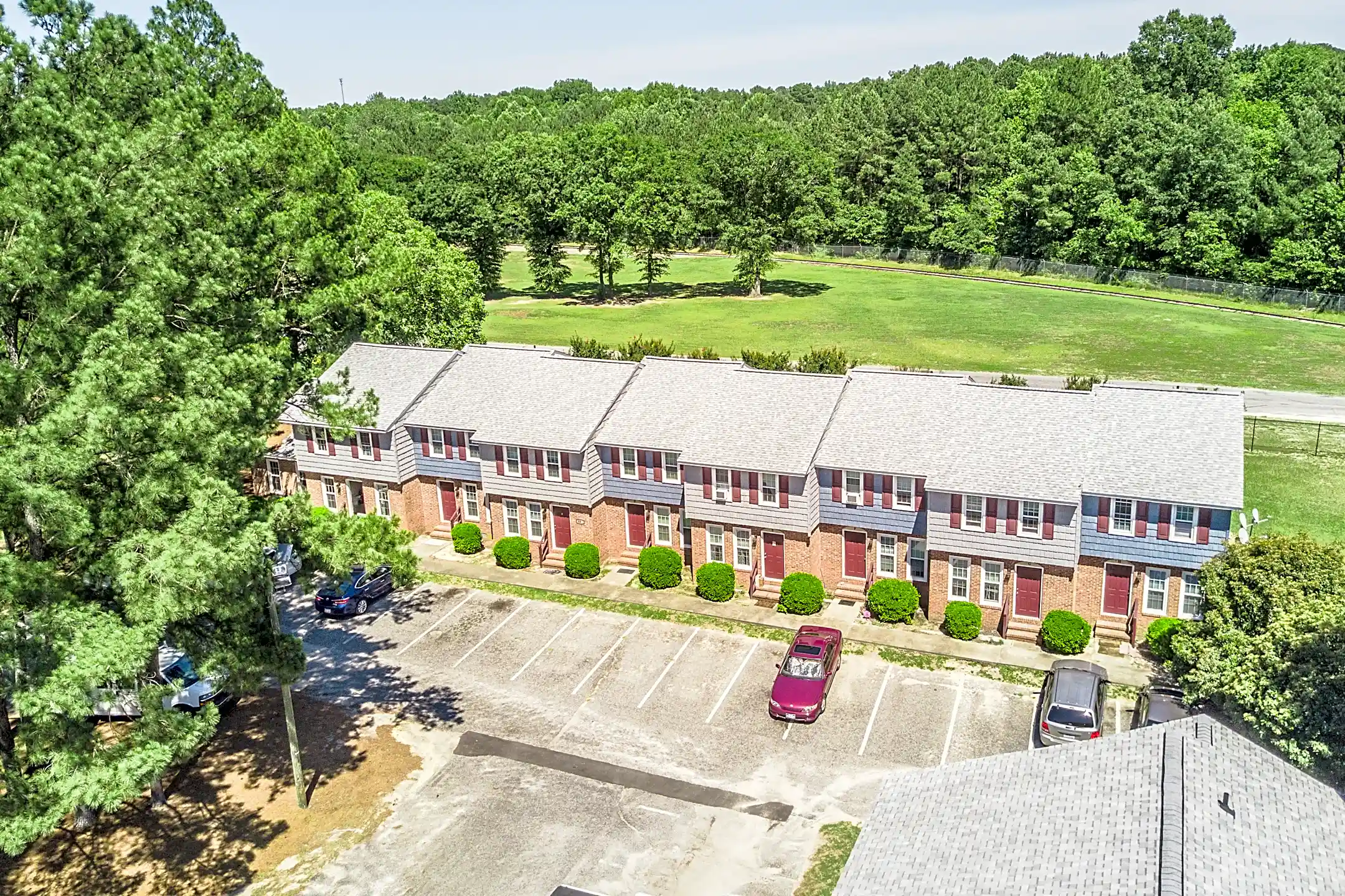 Avalon Townhouse Apartments 204 Benton St Goldsboro, NC Apartments