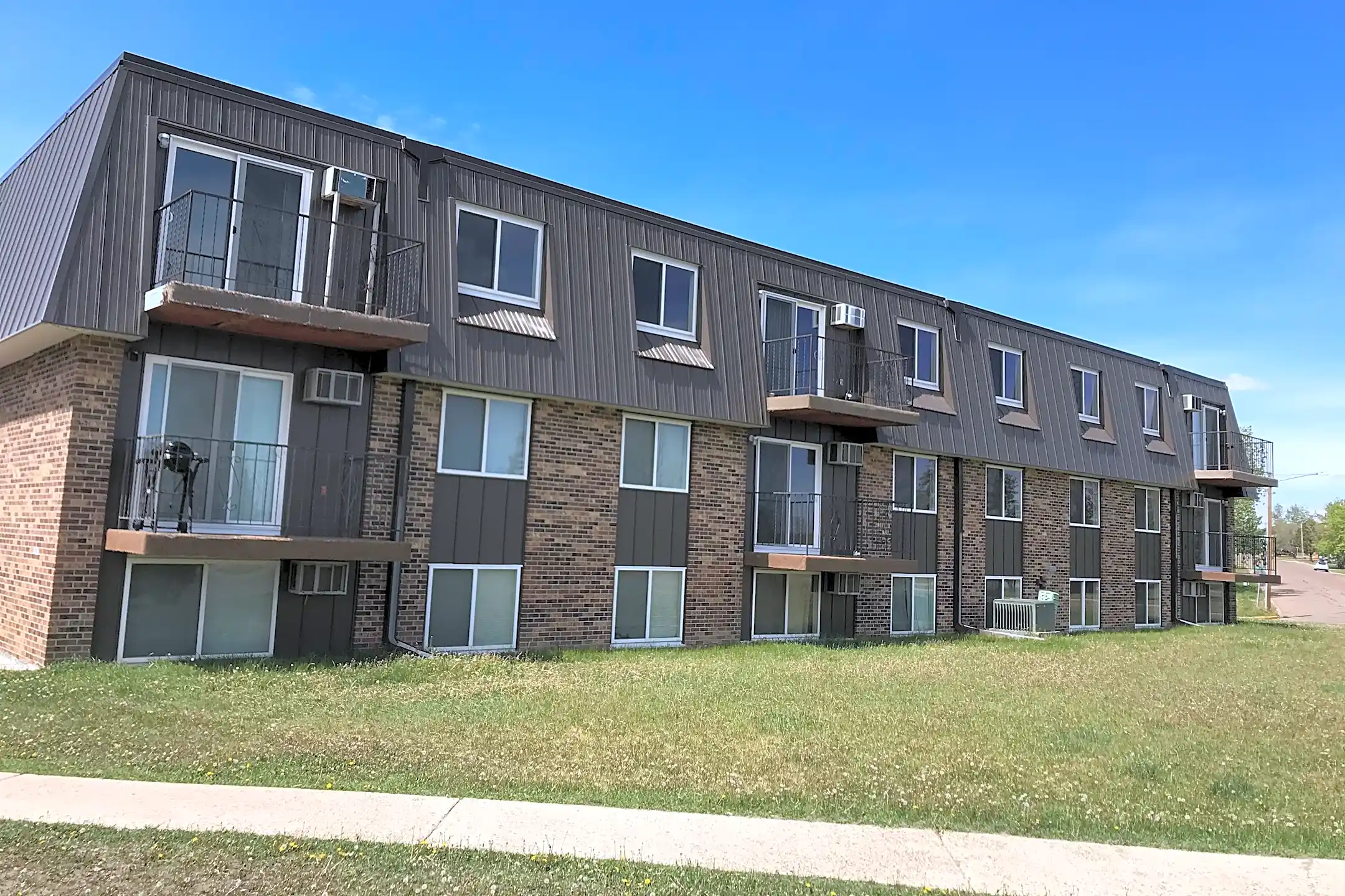 903 3rd Ave NW Apartments Beulah, ND 58523