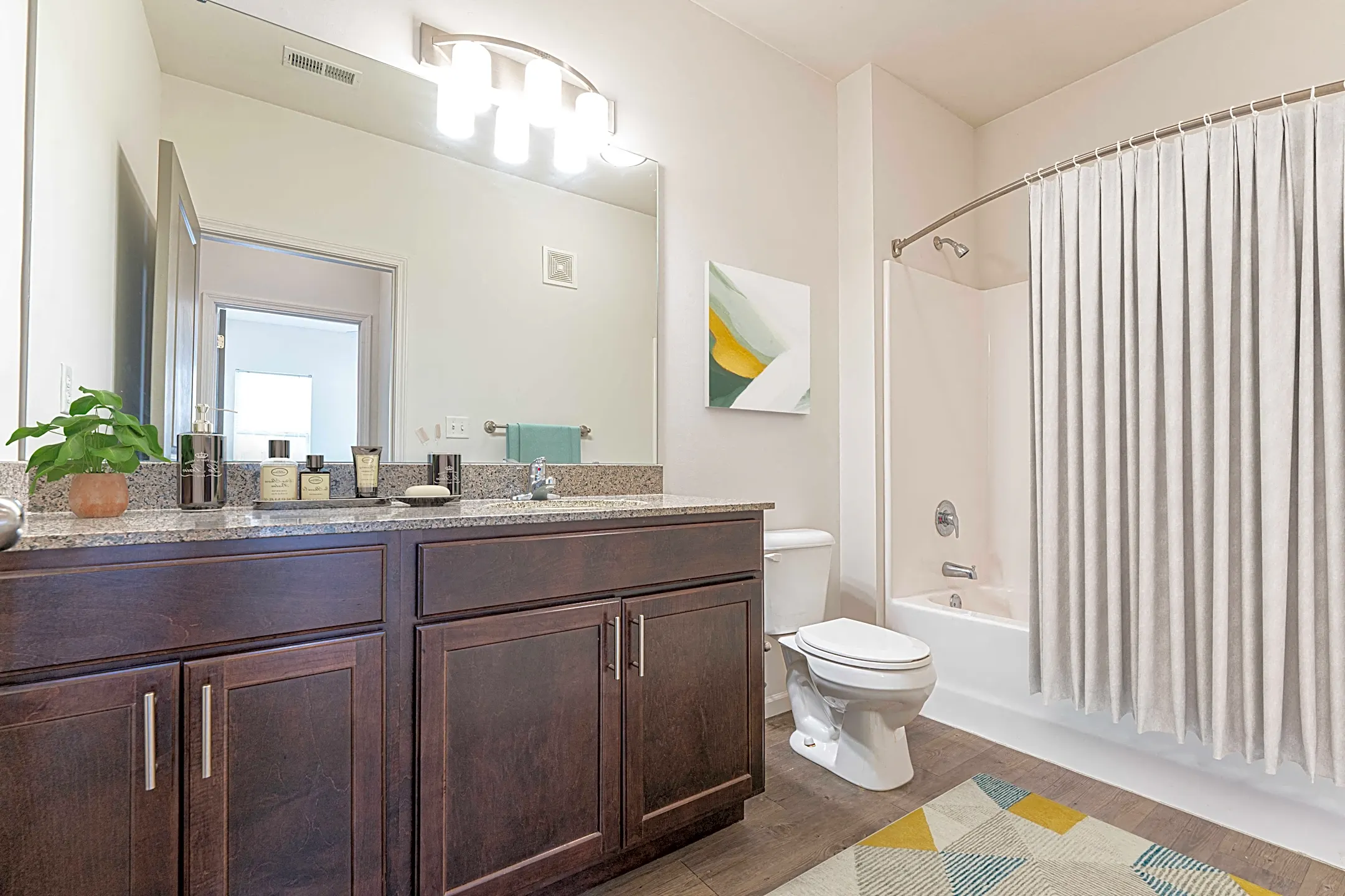 Celtic Crossing Saint Peters, MO 63376