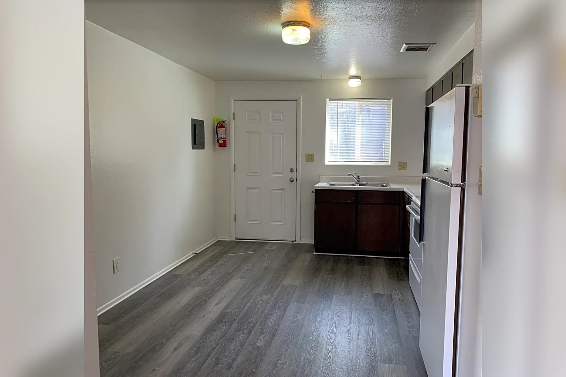 321 N Main St Houses - Orem, UT 84057