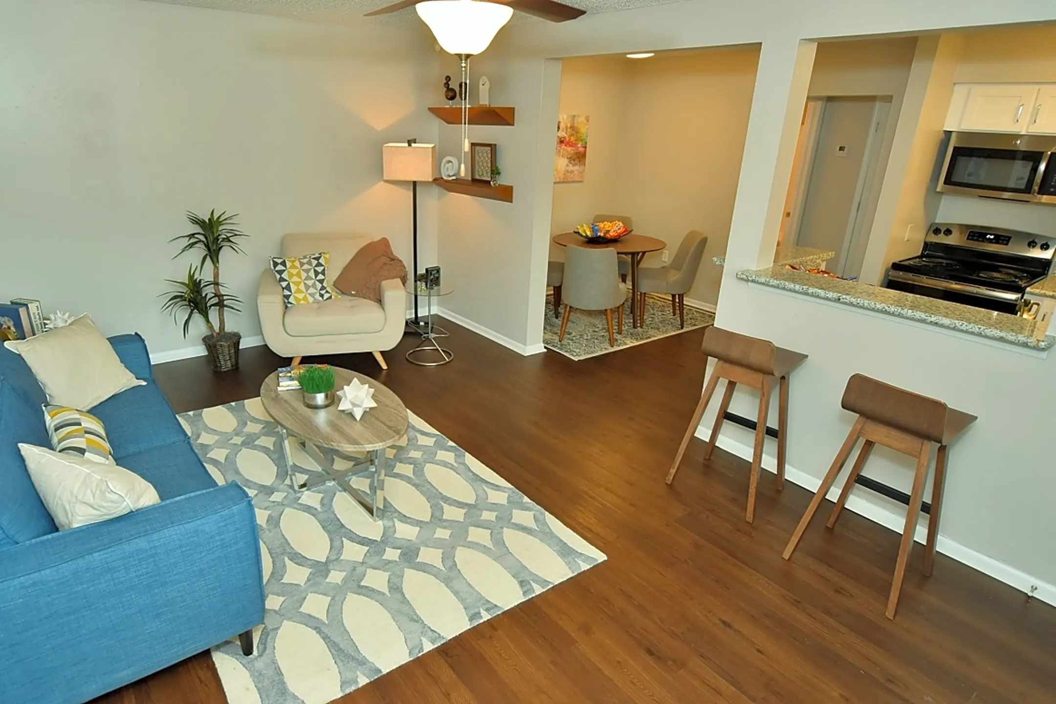 Oakbrook Apartments Baton Rouge, LA 70820