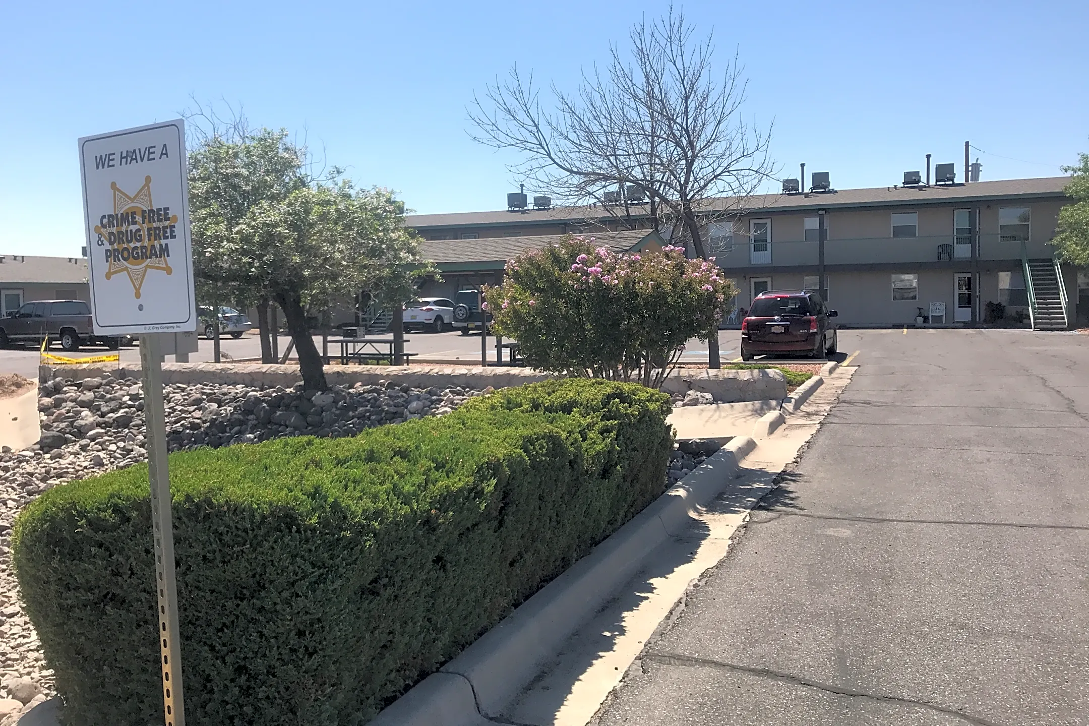 Montana Senior Village Apartments - Las Cruces, NM 88005