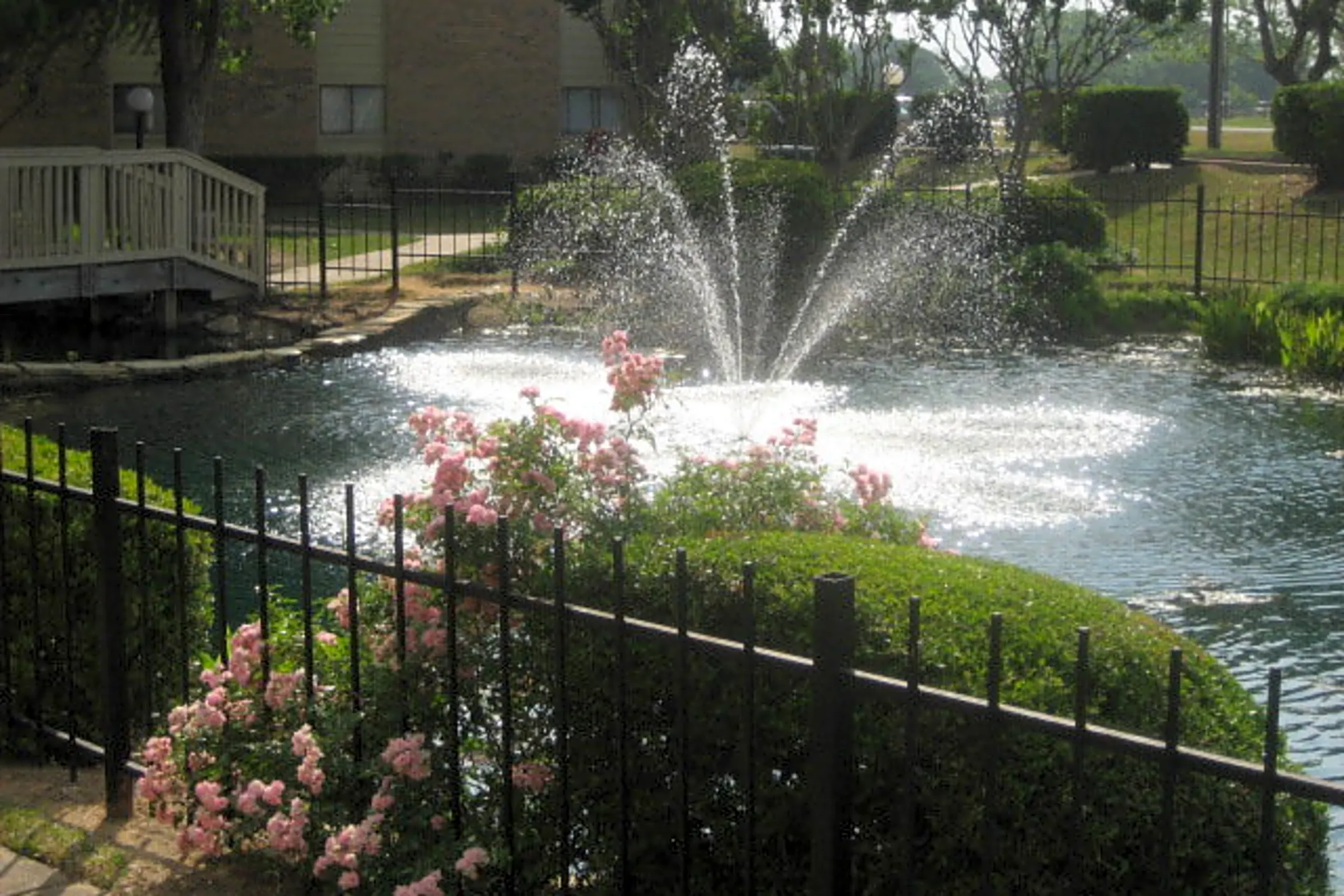 Edgewood Apartments 1601 Highway 90 W Sealy, TX Apartments for Rent