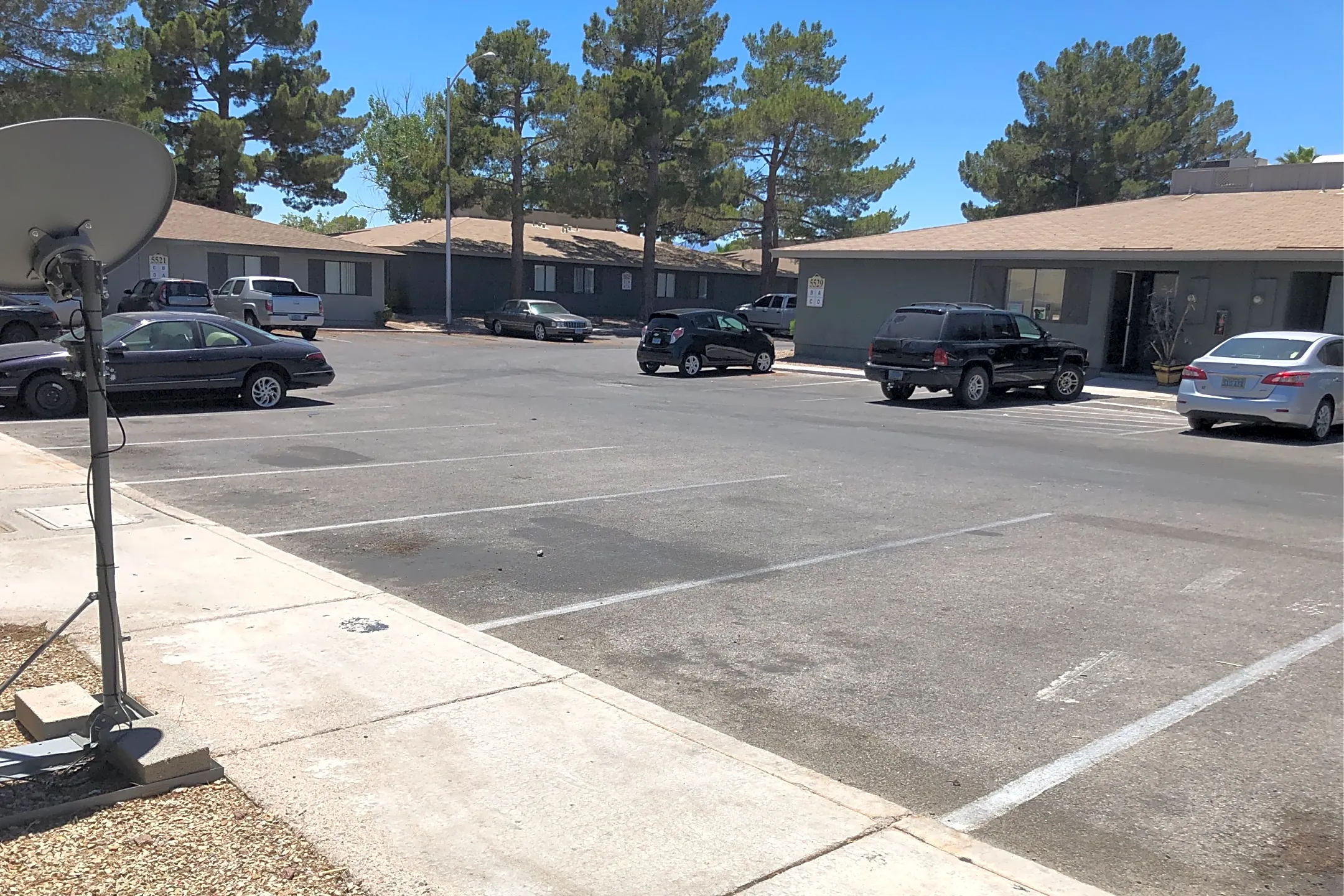 Tides on West Cheyenne Apartments - Las Vegas, NV 89108