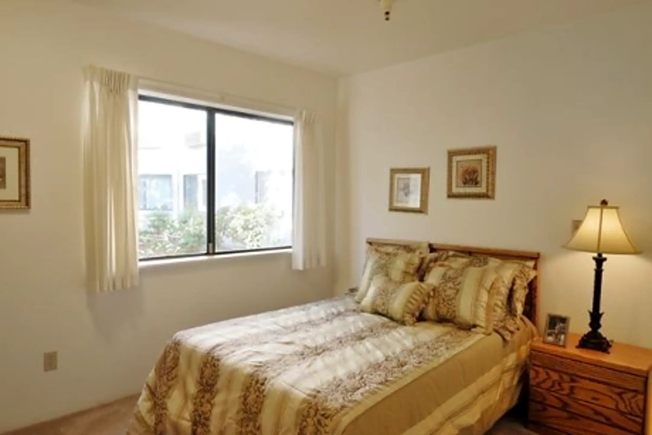 Gresham Manor Gresham, OR 97080