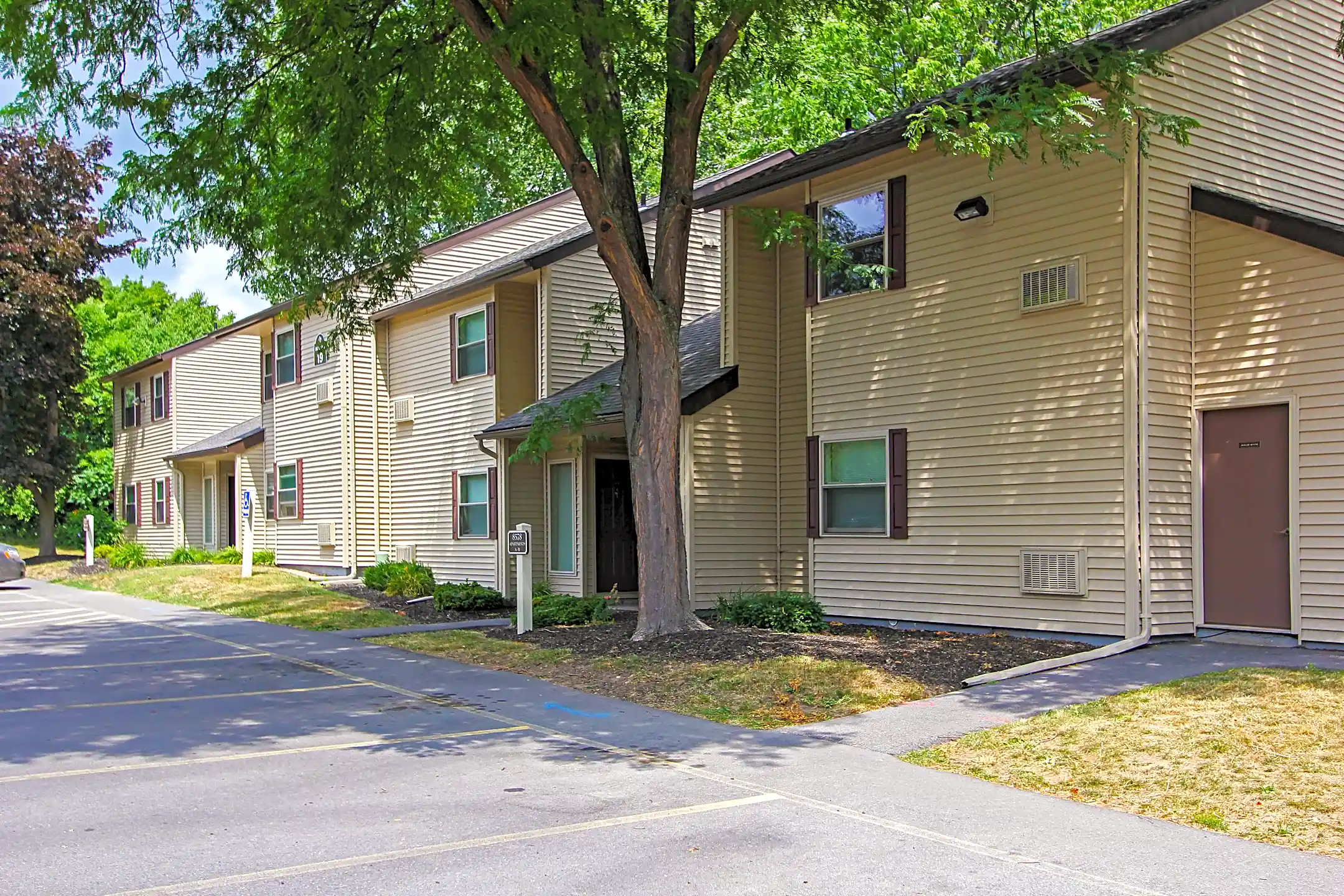 Greenway Apartments Baldwinsville, NY 13027