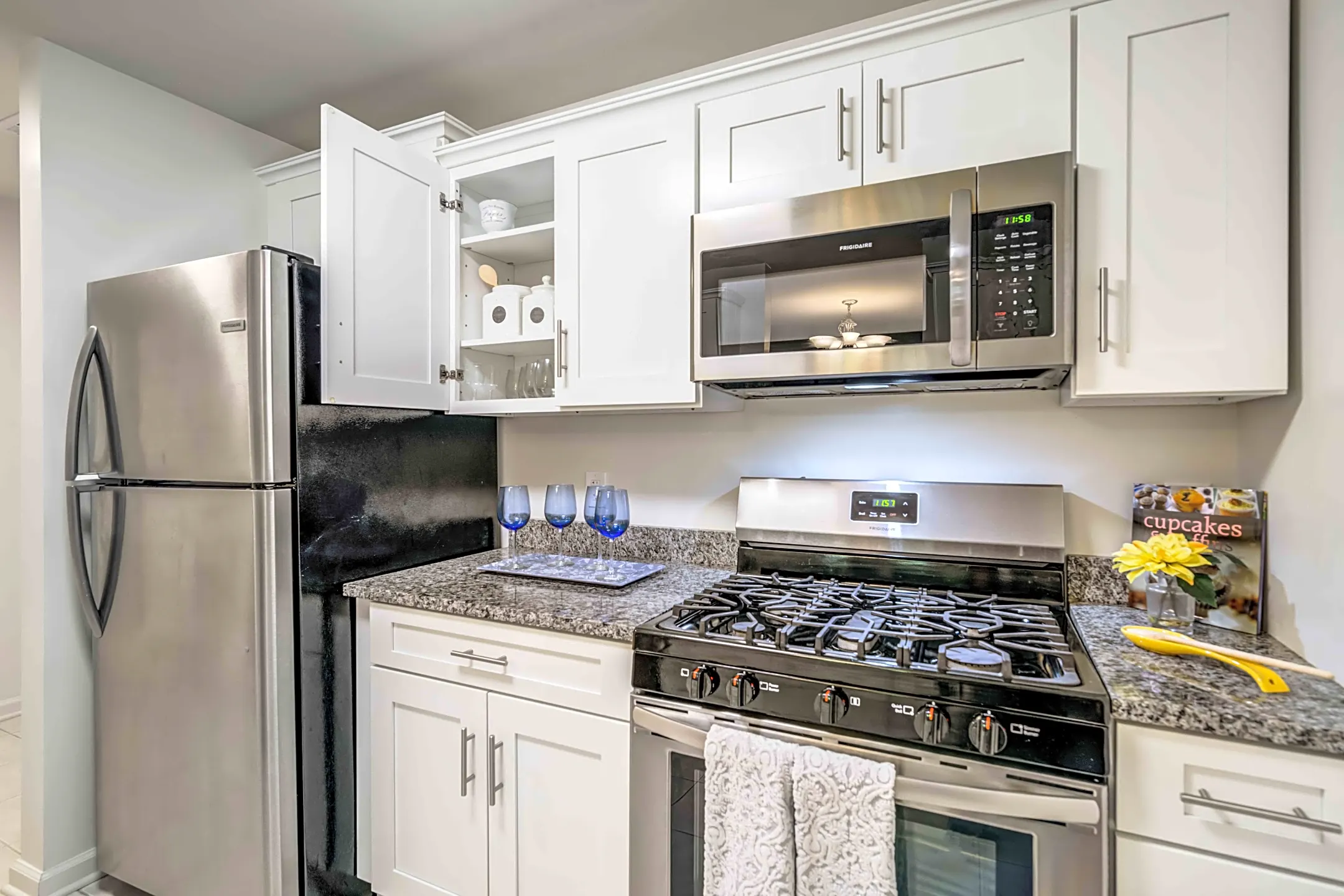 The Horizons at Franklin Lakes Apartment Homes 121 Courter Rd