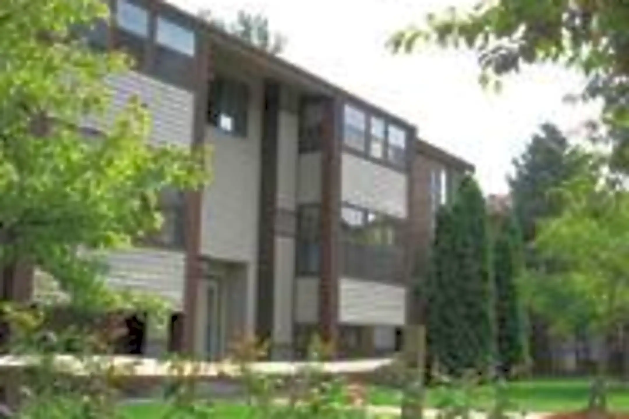 Winding Valley Villa's 945 E Stateline Road Toledo, OH Apartments for Rent Rent.