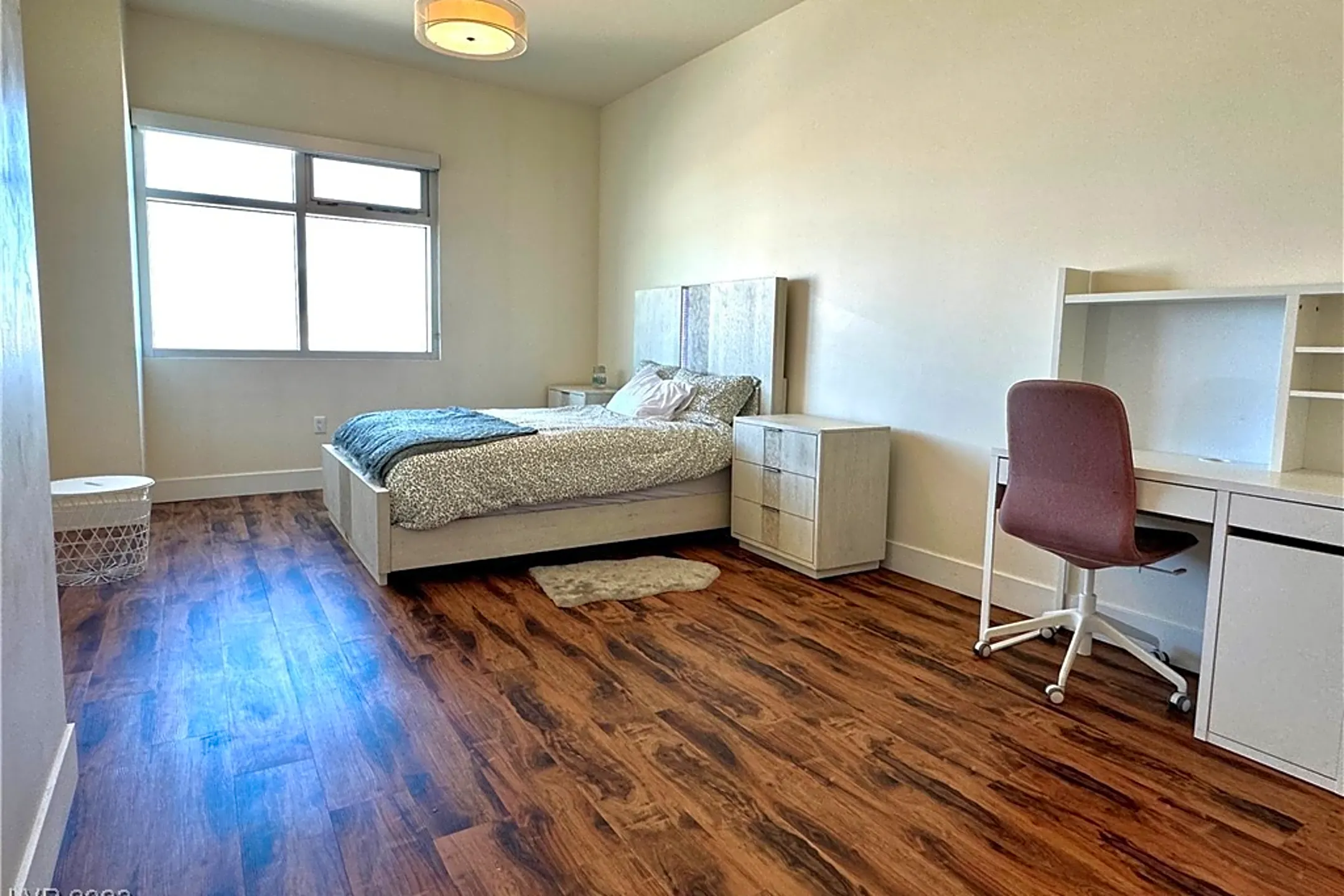 Bedroom - 150 S Las Vegas Blvd #1019 - Las Vegas, NV