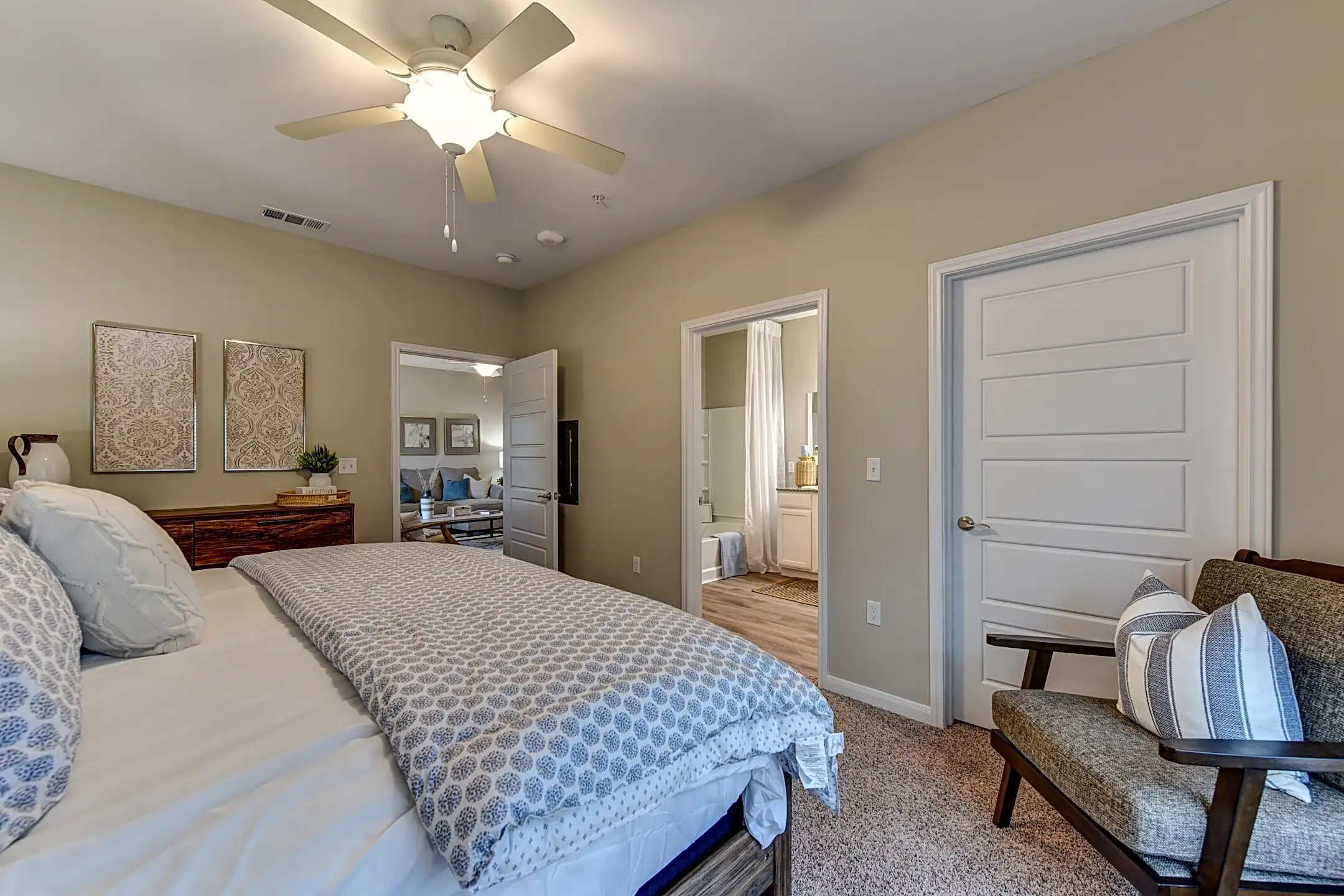 Landmark at Auburn Lakes 5755 West Rayford Spring, TX Apartments