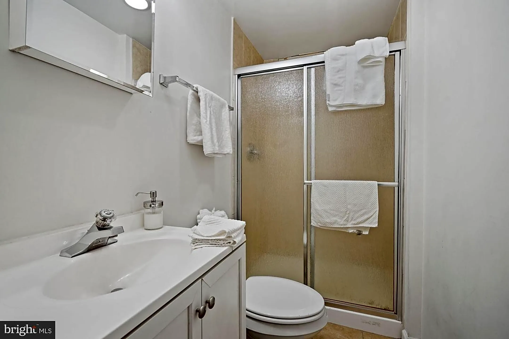 Bathroom - 3612 Whitehaven Pkwy NW - Washington, DC