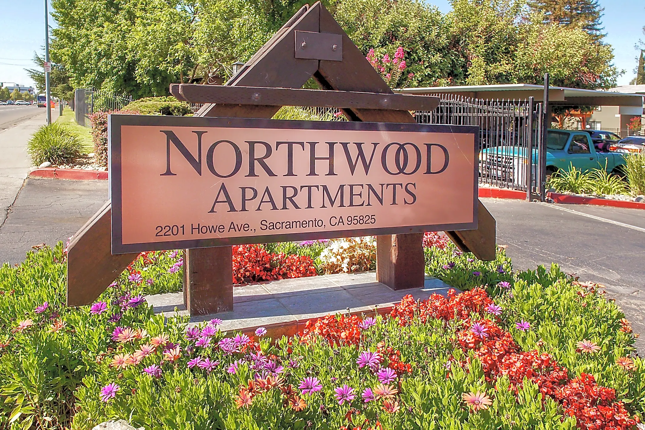 Northwood - 2201 Howe Ave | Sacramento, CA Apartments for Rent | Rent.