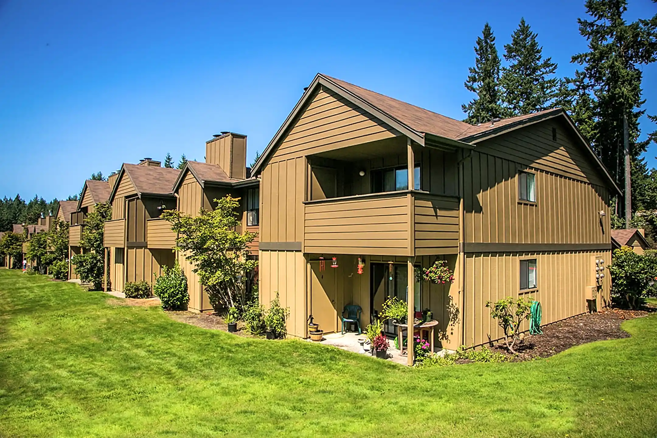 Mariners' Glen Apartment Homes 3418 SE Navigation Ln Port Orchard