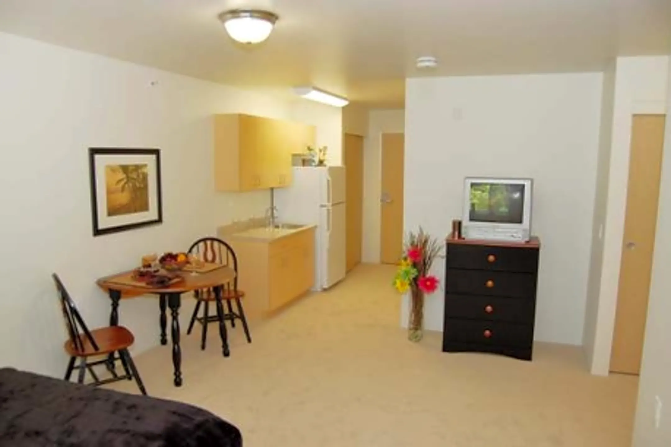 Maple Suites - Dover, NH 03820