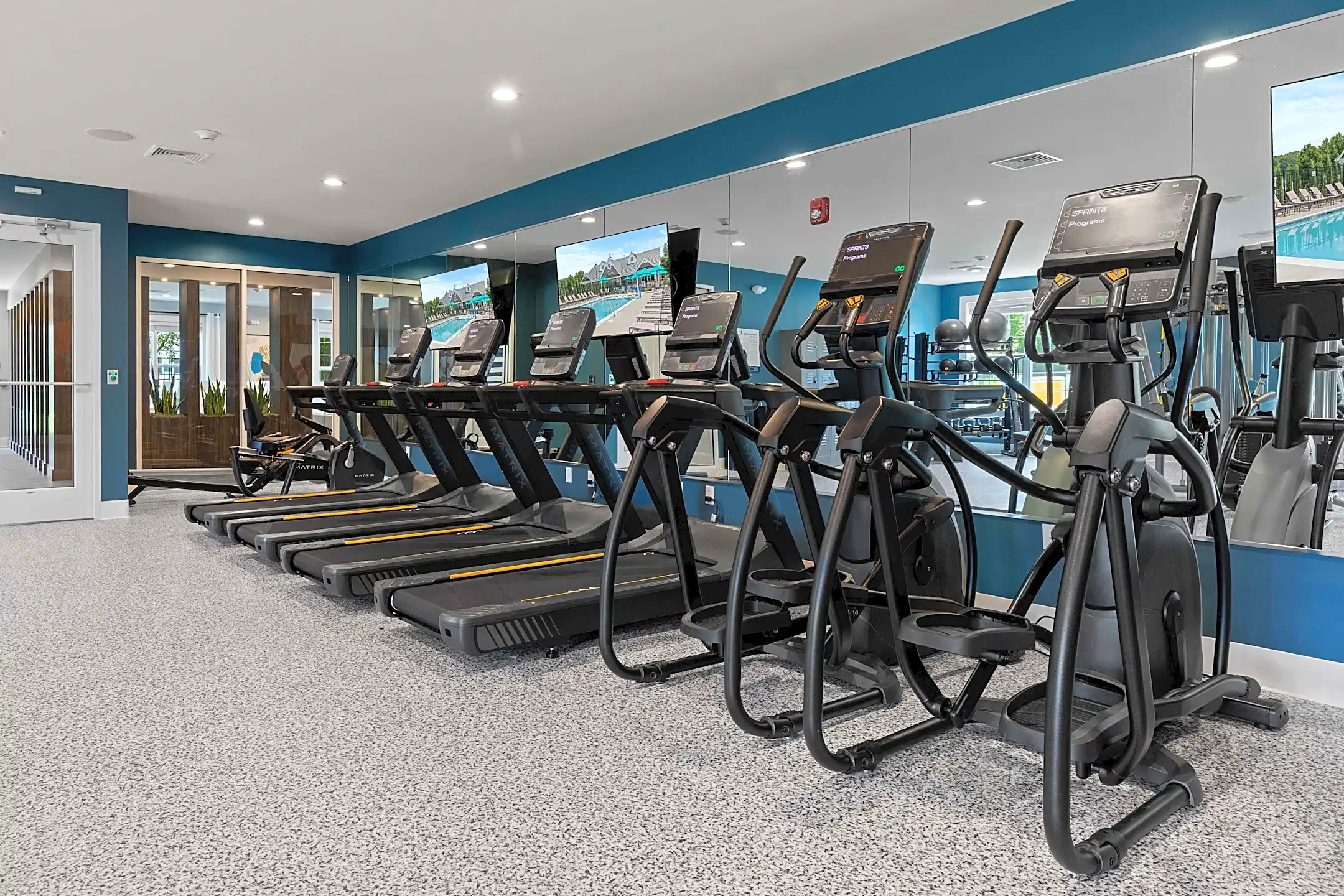 Fitness Weight Room - The View at Mackenzi - York, PA