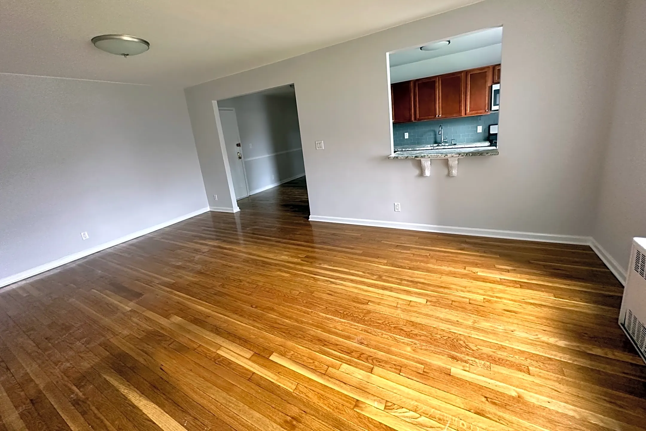 Living Room - 471 Merrick Rd #1C - Rockville Centre, NY