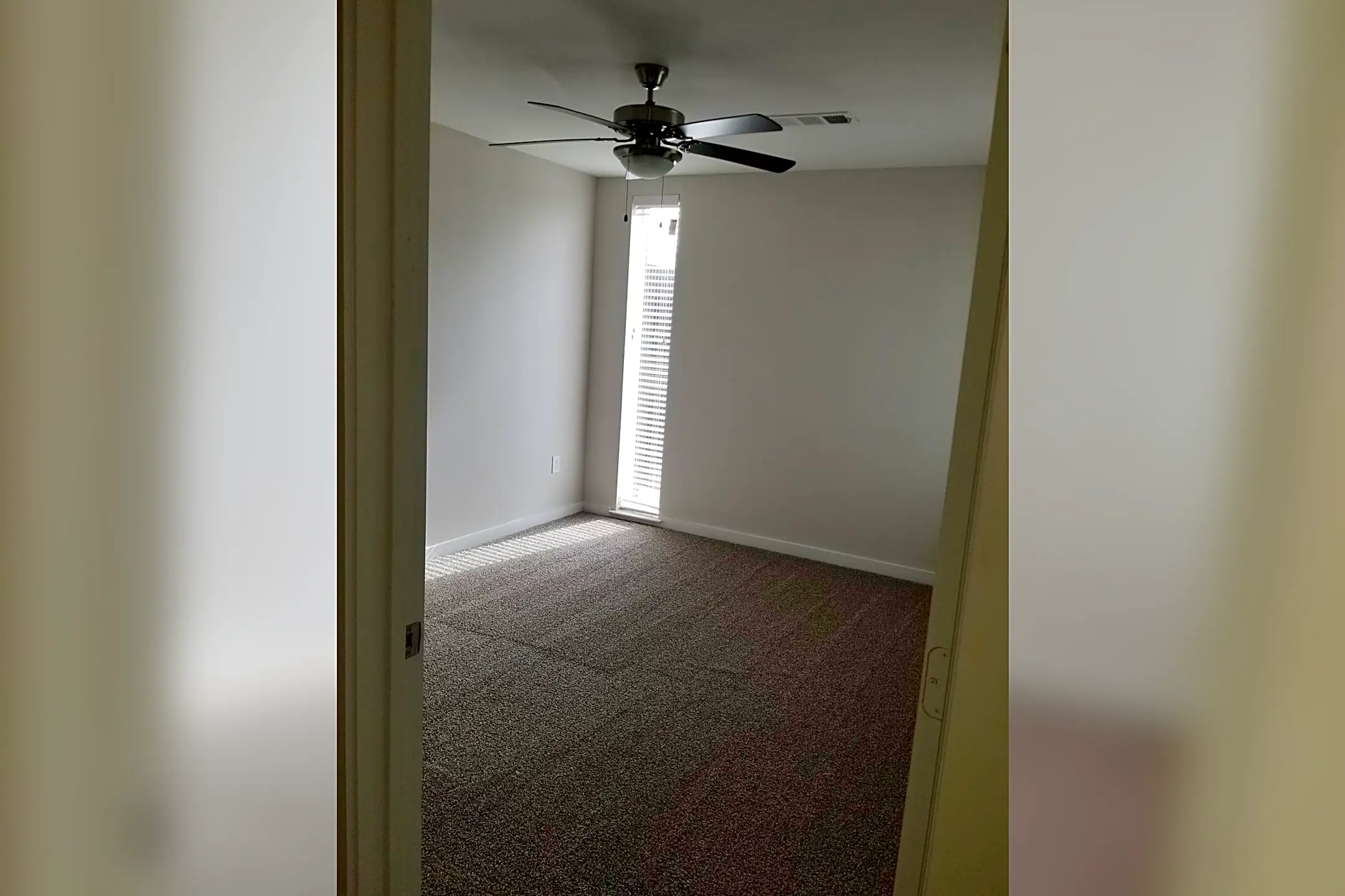 Miramonte Apartments and Homes Stafford, TX 77477