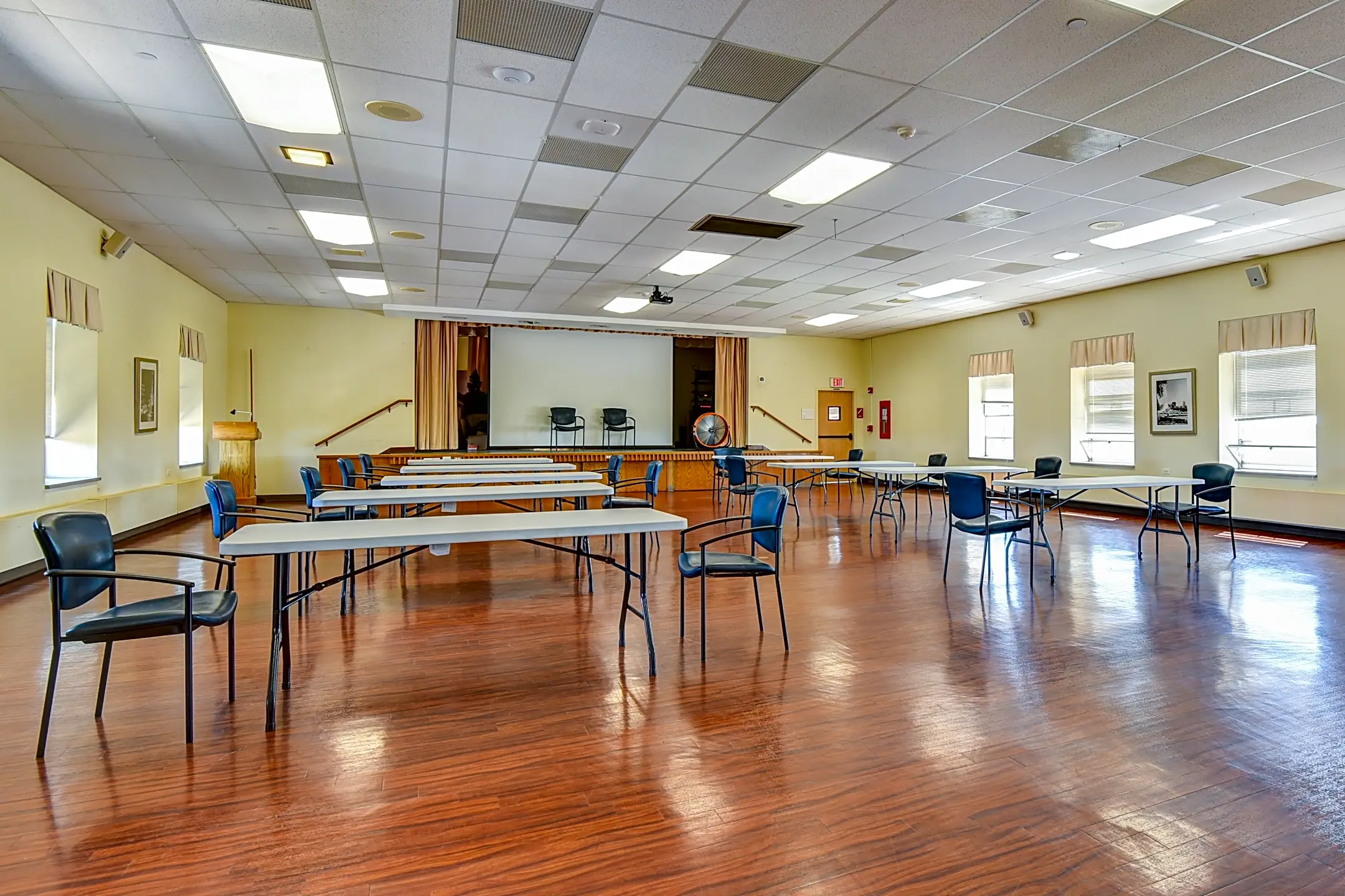 Senior Living Niles Il