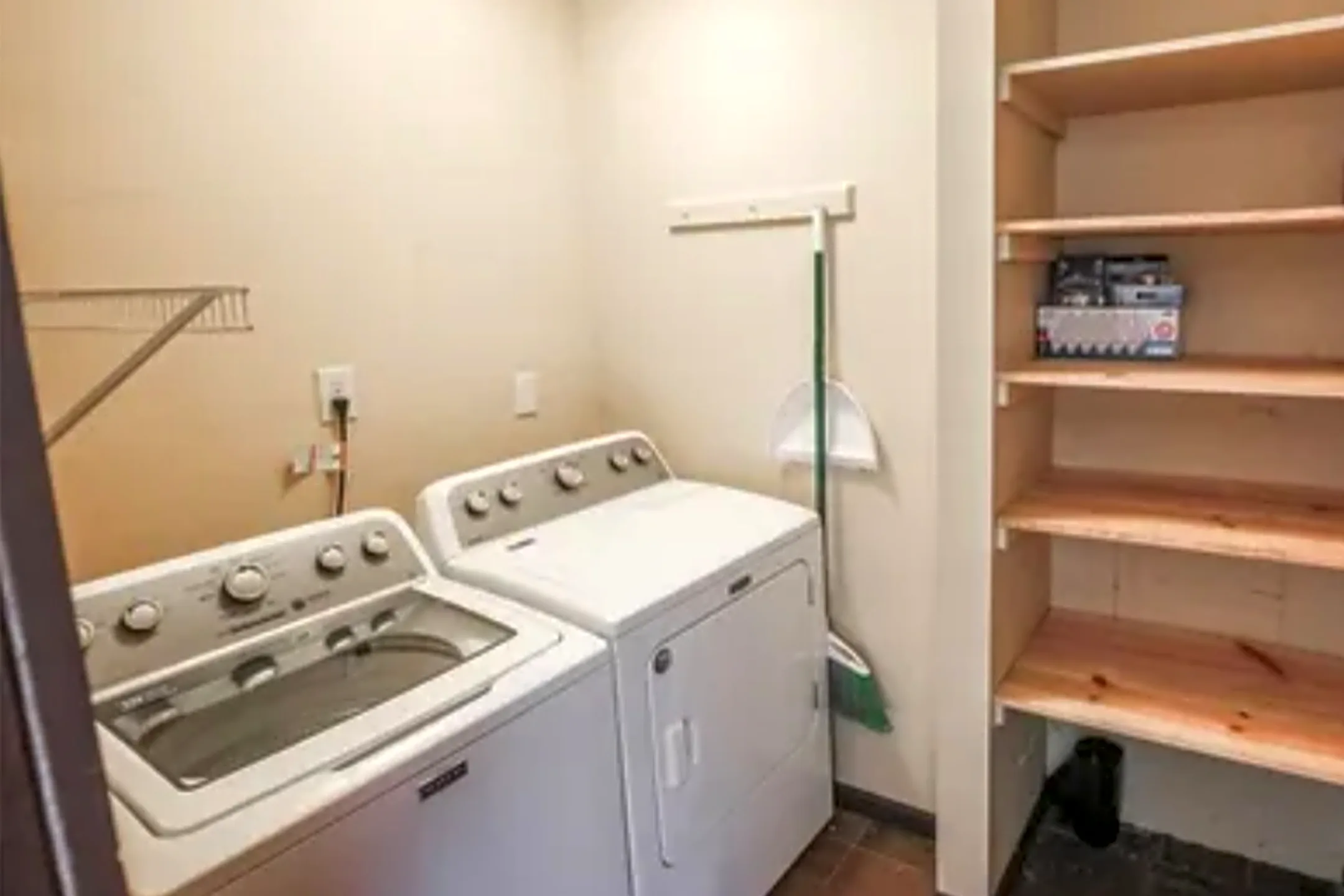 900 Leonard Street Fostoria, OH Houses for Rent Rent.