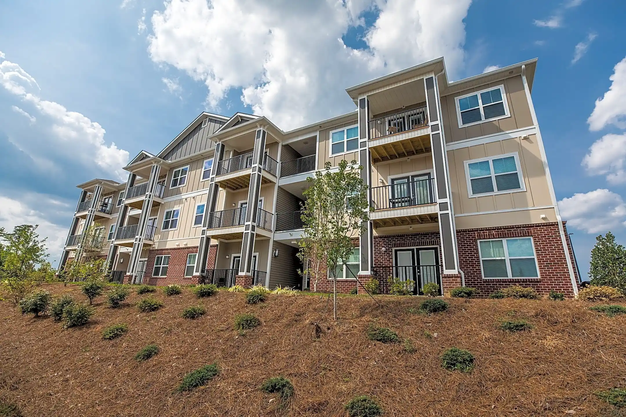 Palladium Park Apartments - High Point, NC 27265