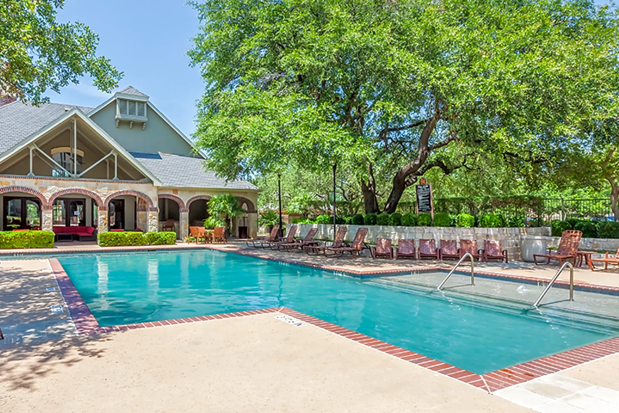 Pool - Legacy at Western Oaks - Austin, TX