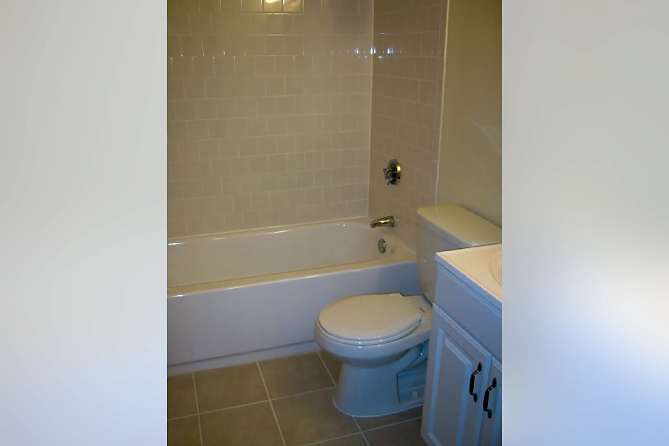 Stafford Heights Apartments 44 Stafford St Charlton, MA Apartments