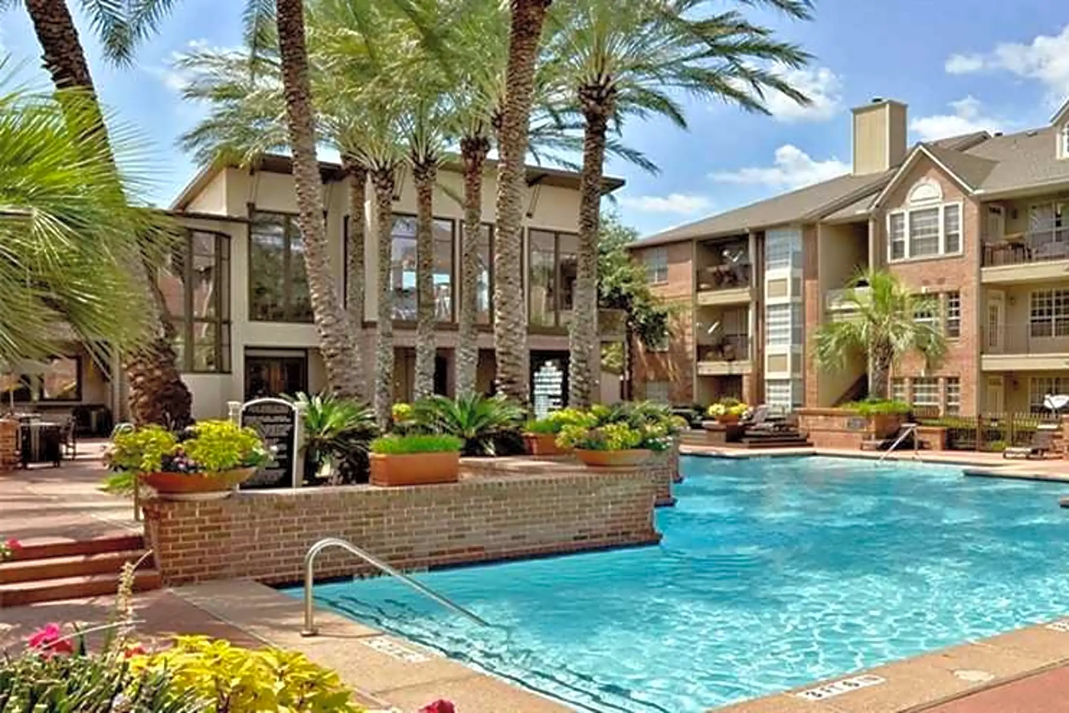 The Village at Bellaire 5454 Newcastle Street Houston, TX