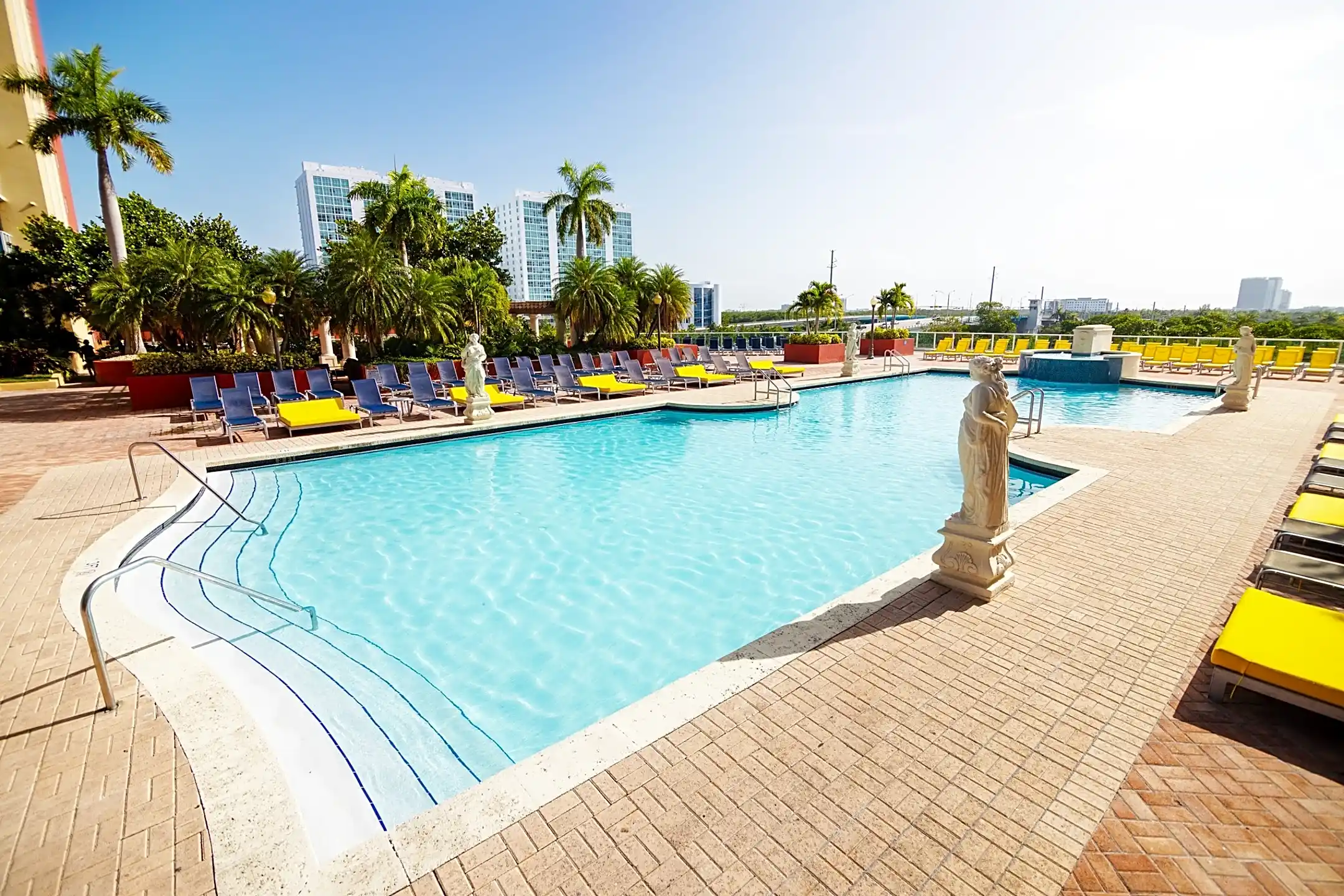 Intracoastal Yacht Club 16900 N Bay Rd Sunny Isles Beach, FL