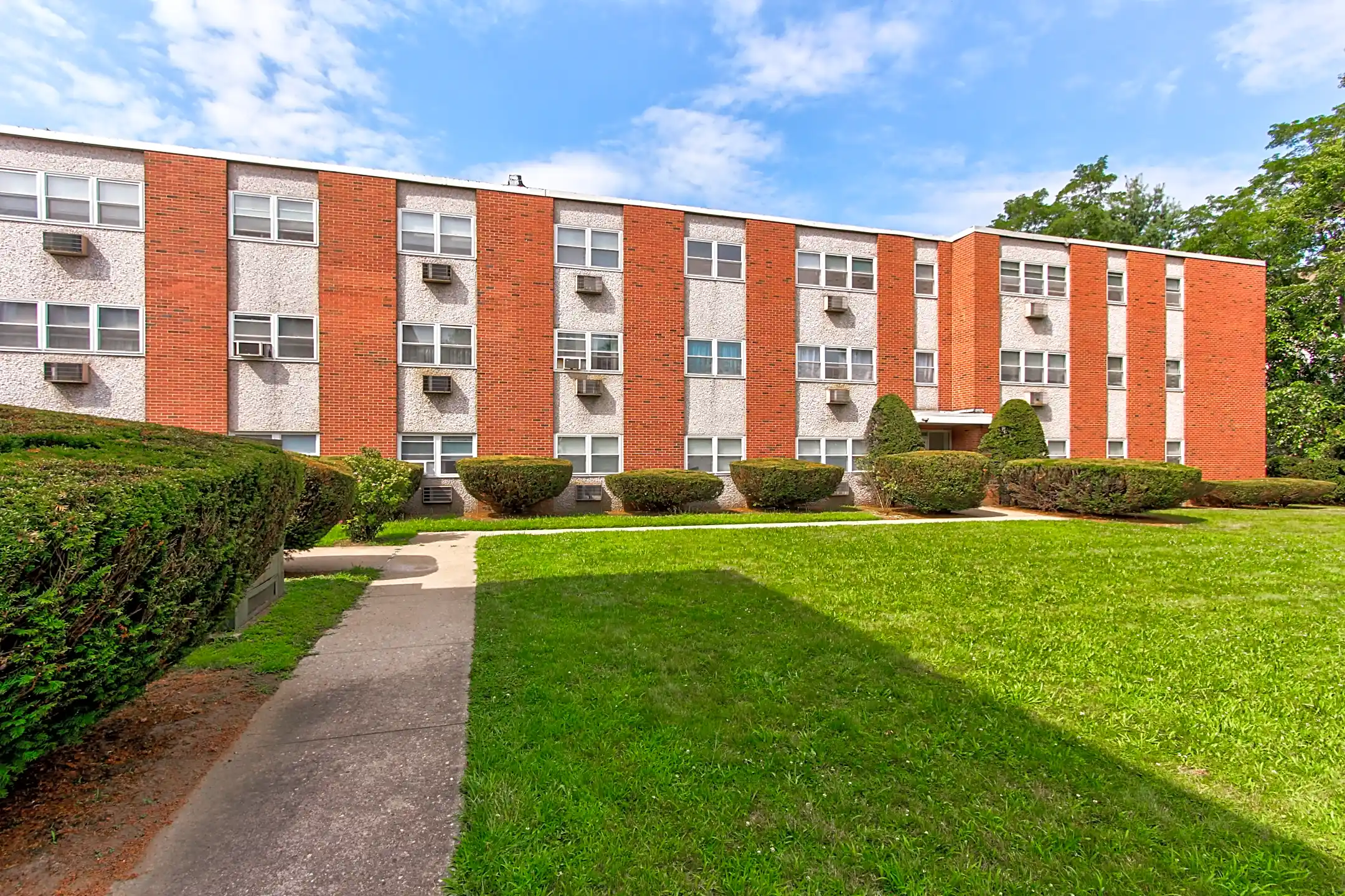 Shakespeare Apartments 490 Sherwood Pl Stratford, CT Apartments for Rent Rent.