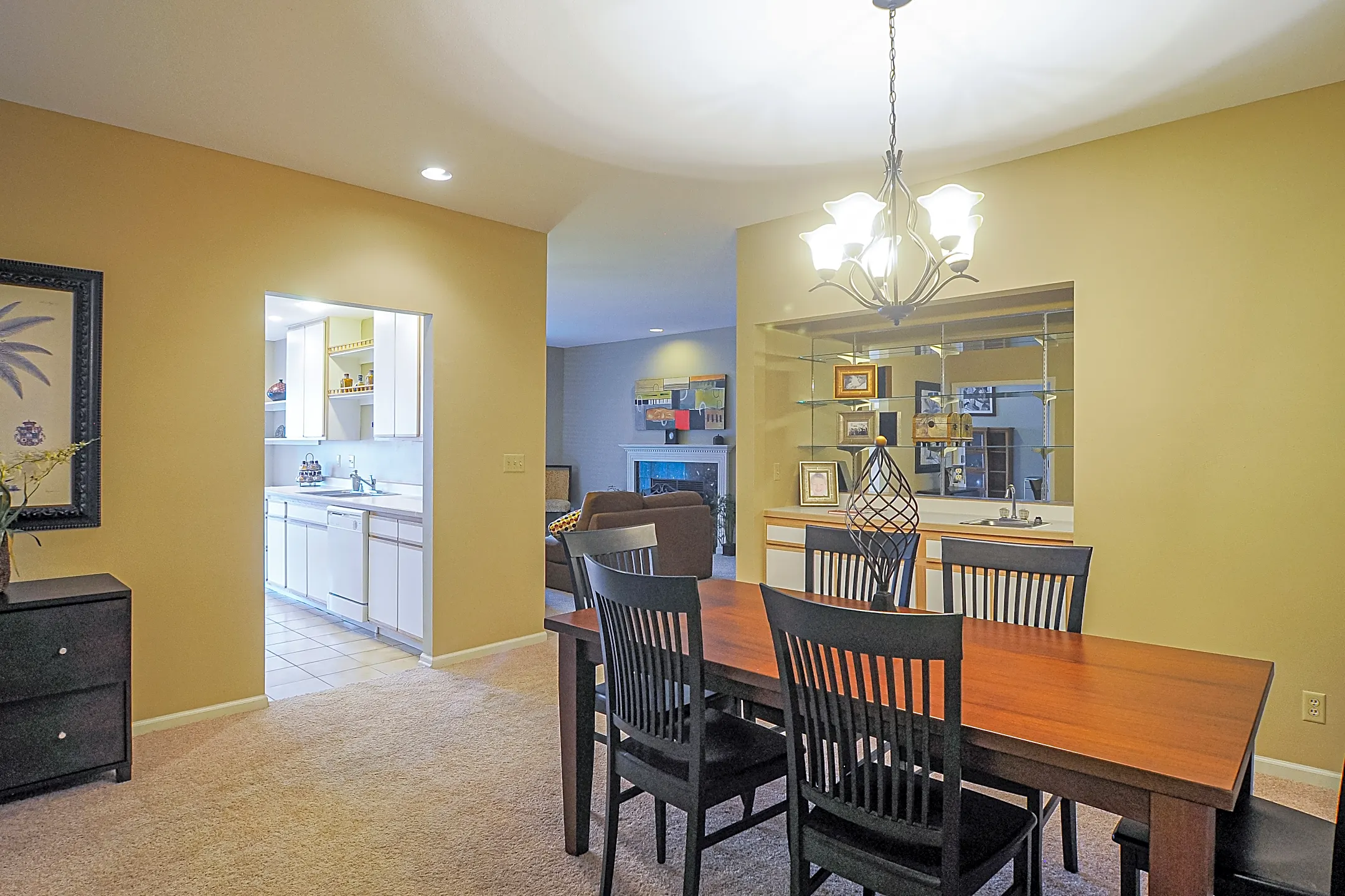 Harbour East Apartments 6538 Spring Brook Rd Rockford, IL