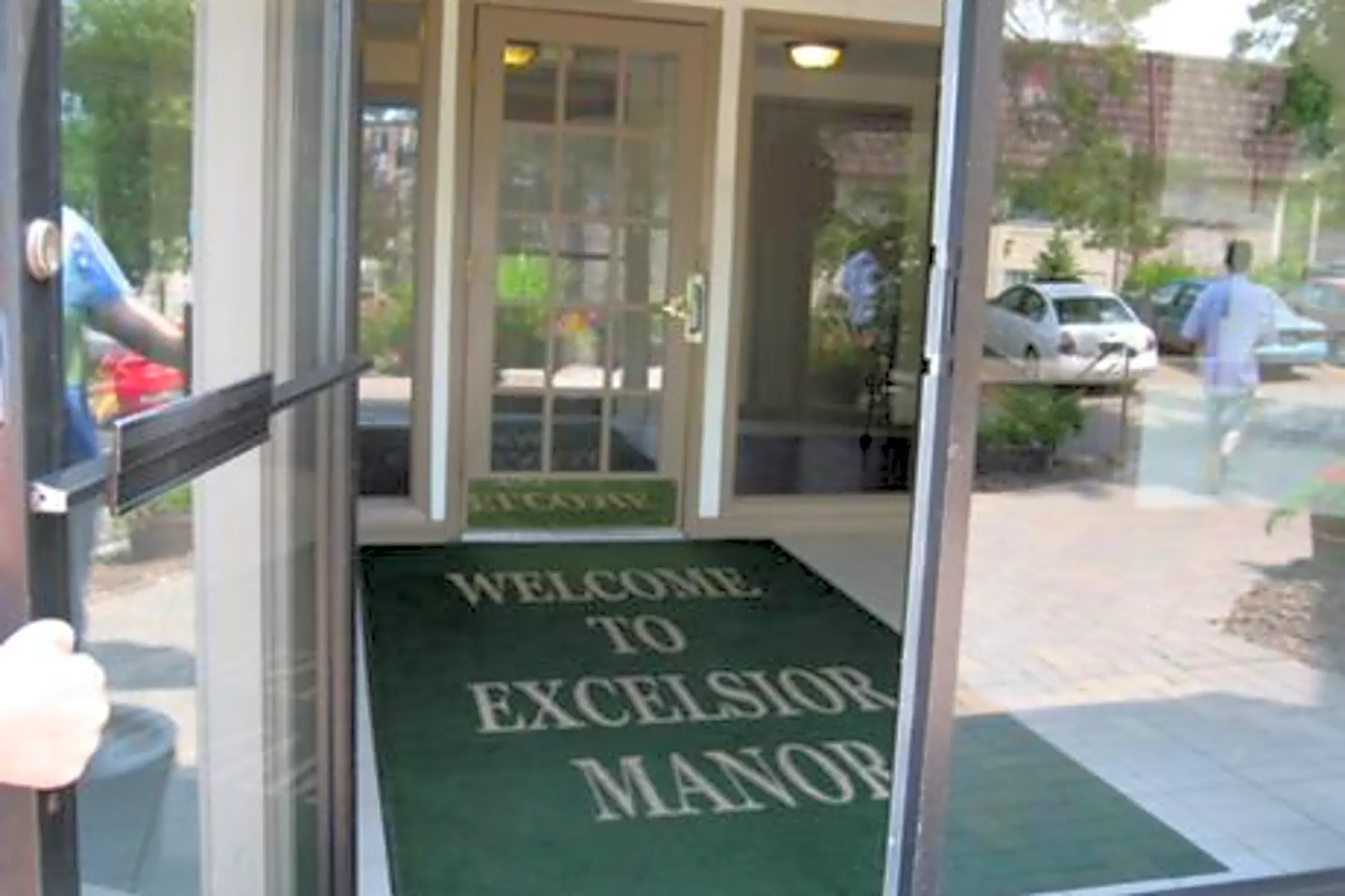 Excelsior Manor Apartments 838 3rd Ave Excelsior, MN Apartments for