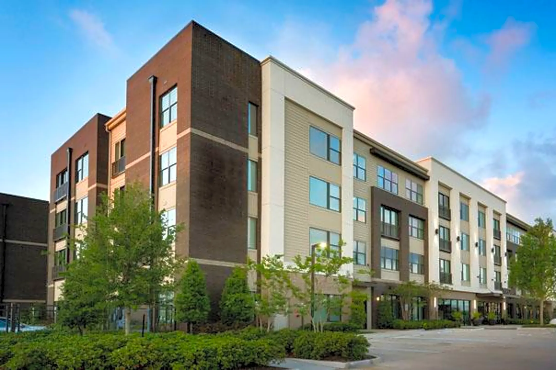 8250 Meadow Rd Dallas, TX Apartments for Rent Rent.