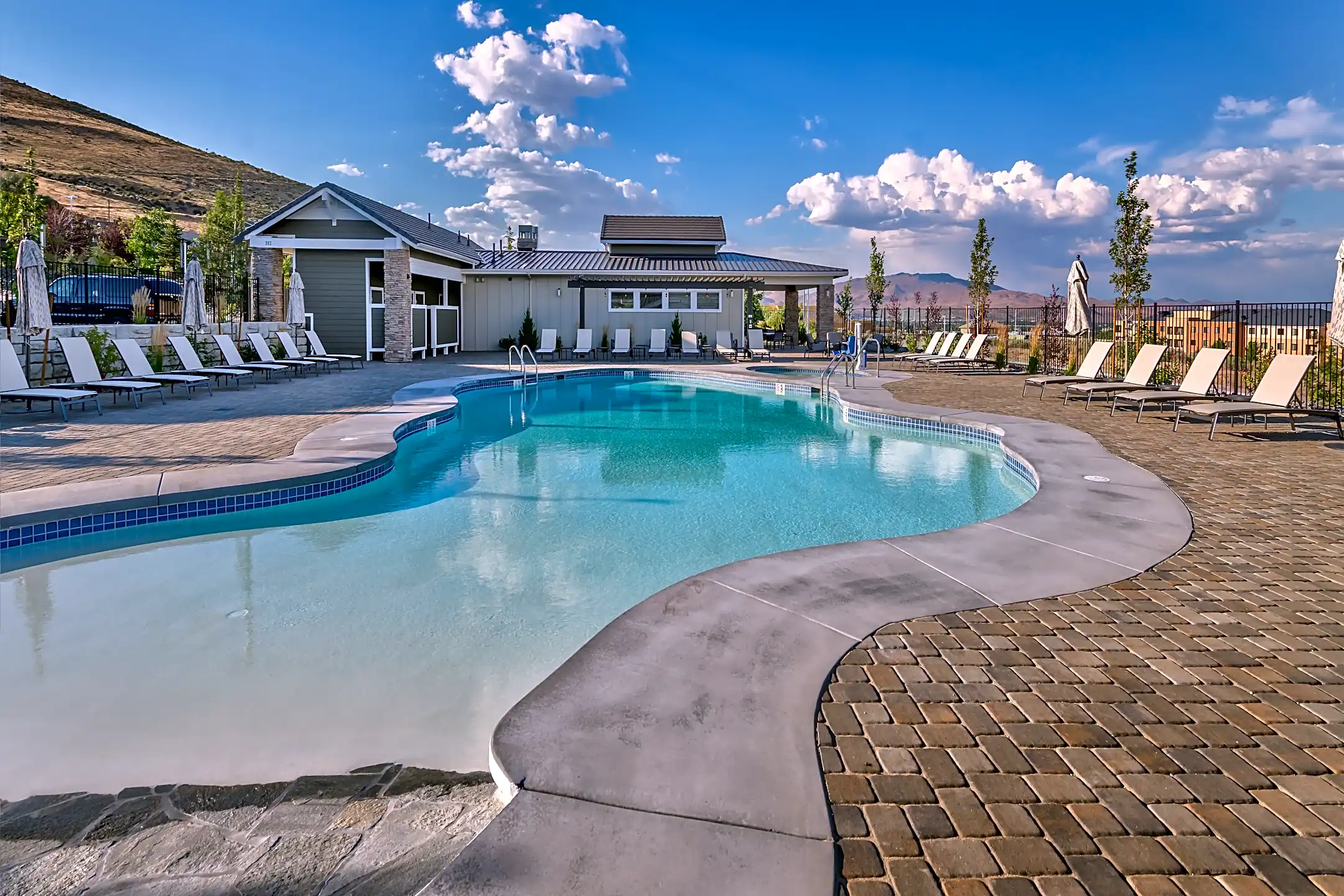 Carson Hills Apartments 328 W Clearview Dr Carson City, NV