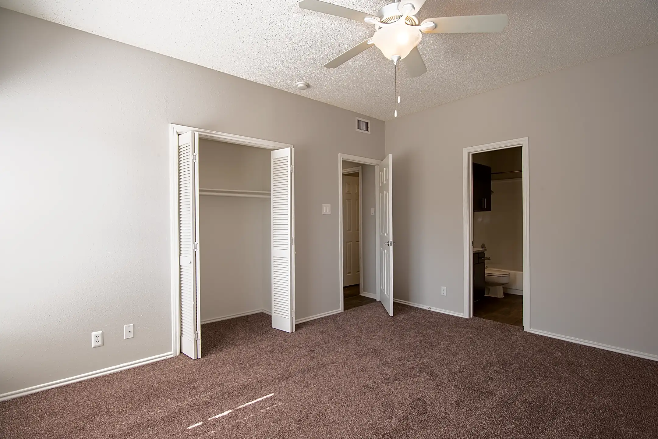 Summer House 5401 Burnham Dr Corpus Christi, TX Apartments for Rent Rent.