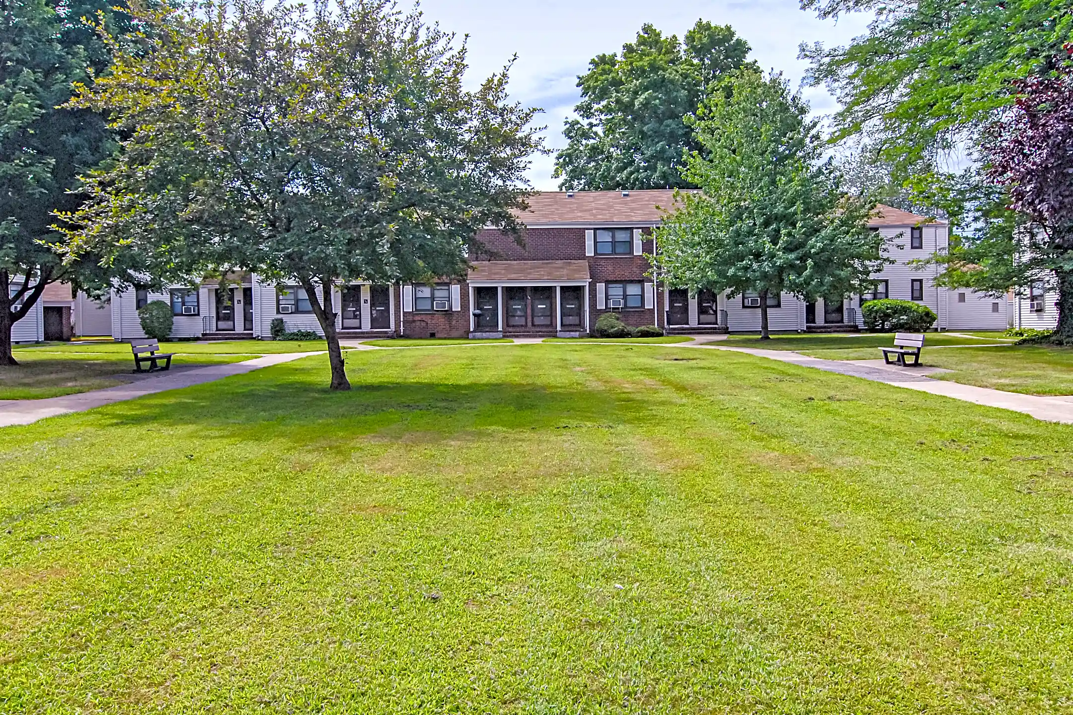 Richfield Village Clifton, NJ 07012