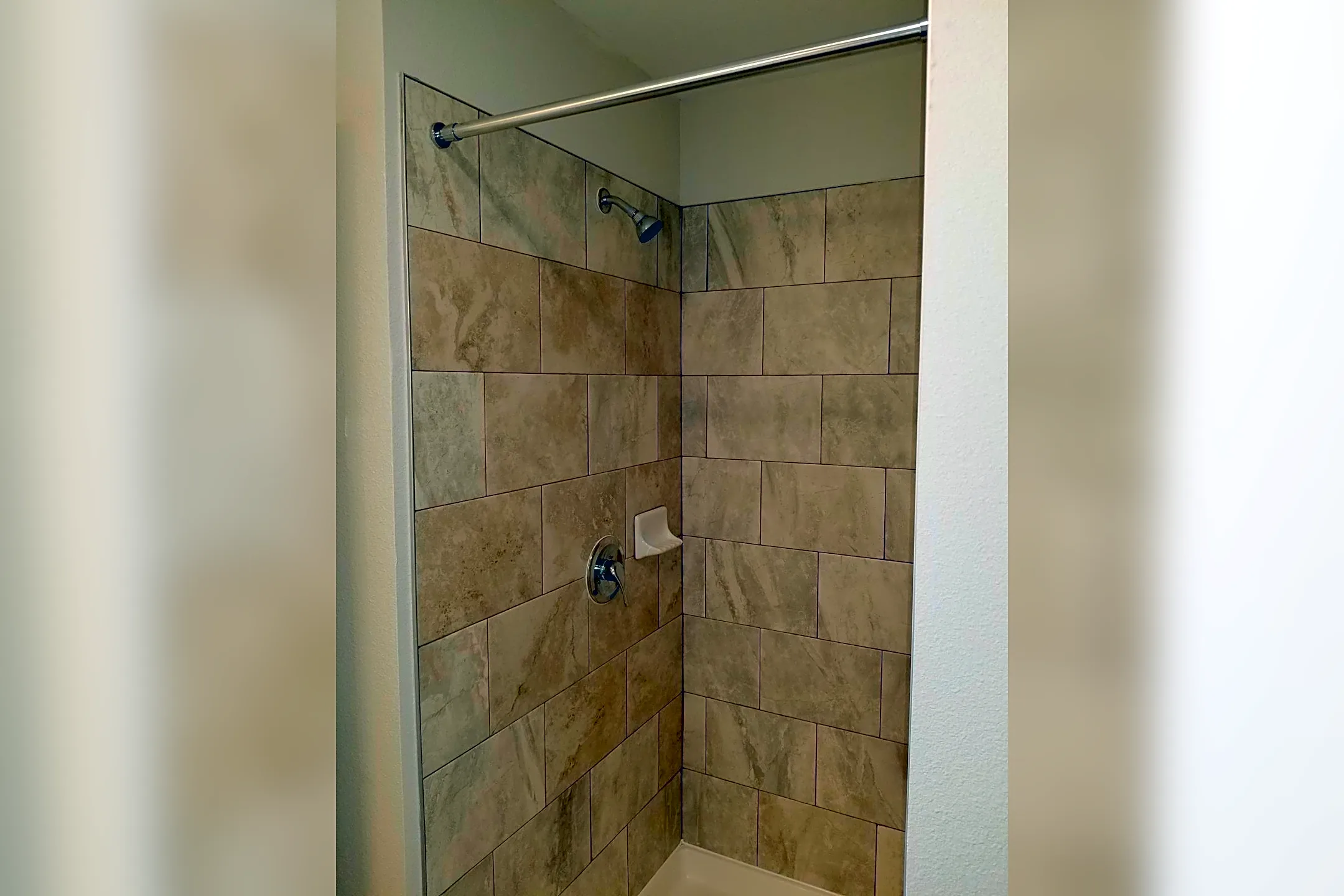 Miramonte Apartments and Homes Stafford, TX 77477