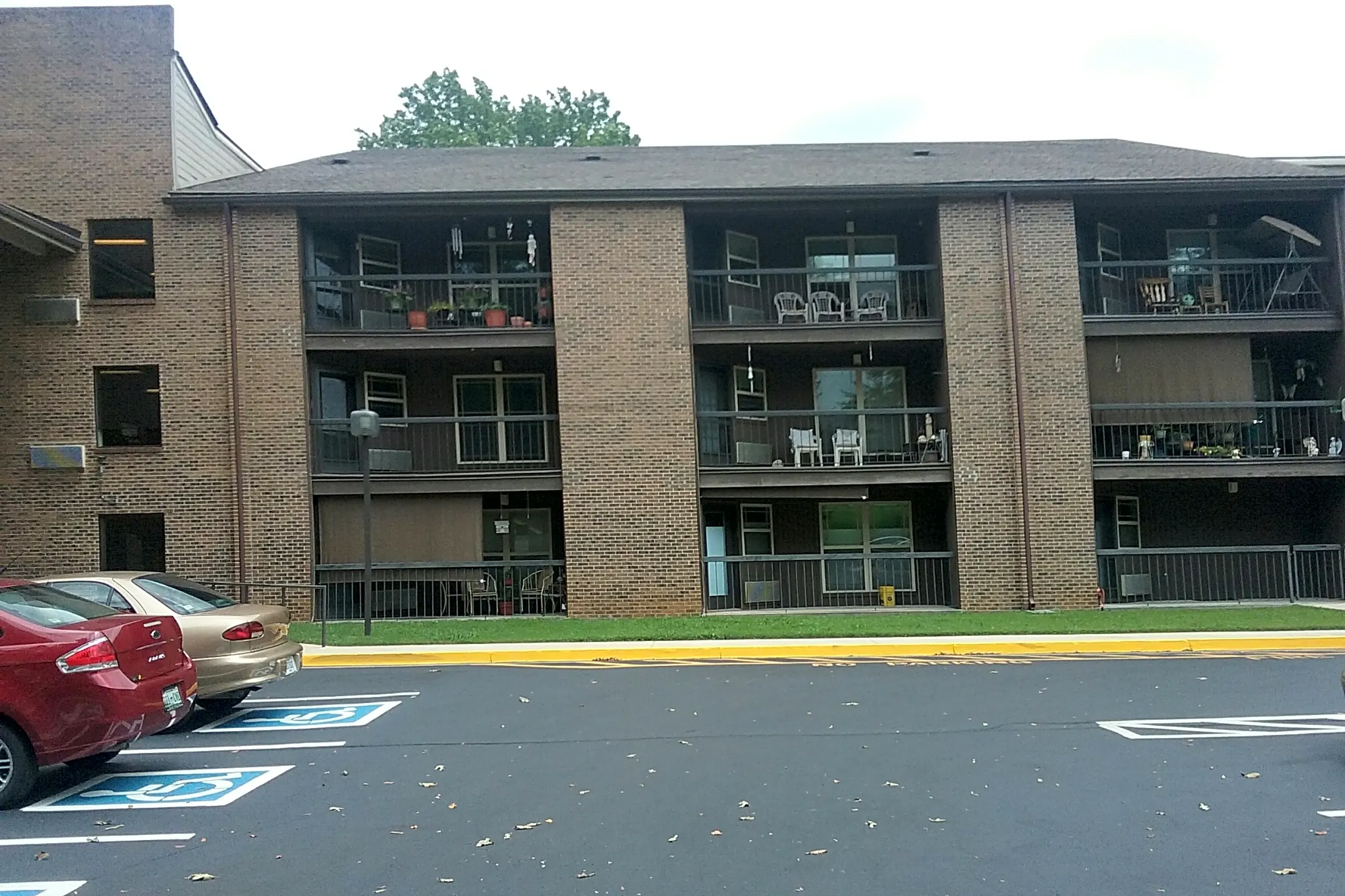 Candleridge Plaza Apartments Apartments Powell, TN 37849