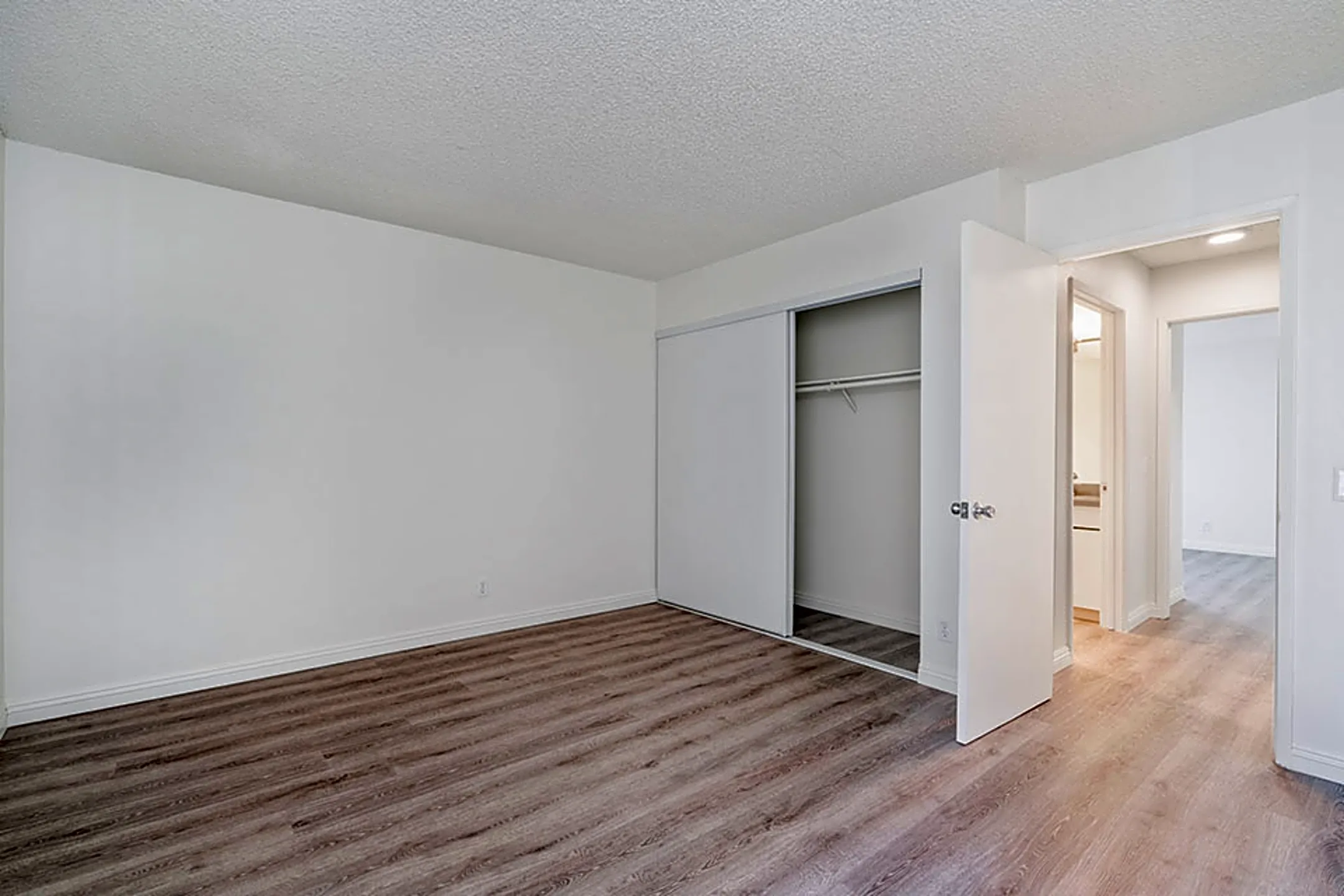 Esther Apartments 630800 E. Esther Avenue Long Beach, CA