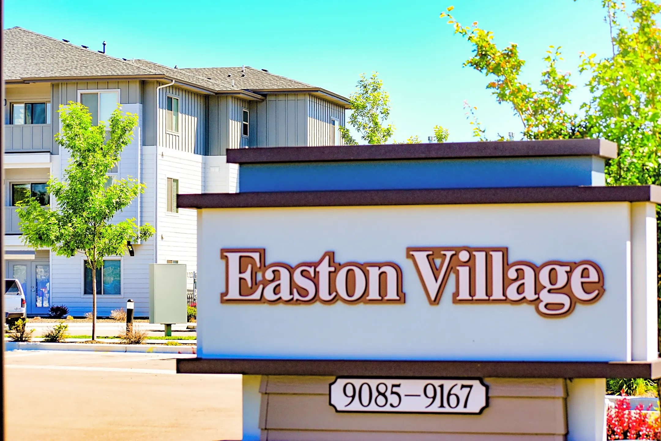 Easton Village Apartments Boise