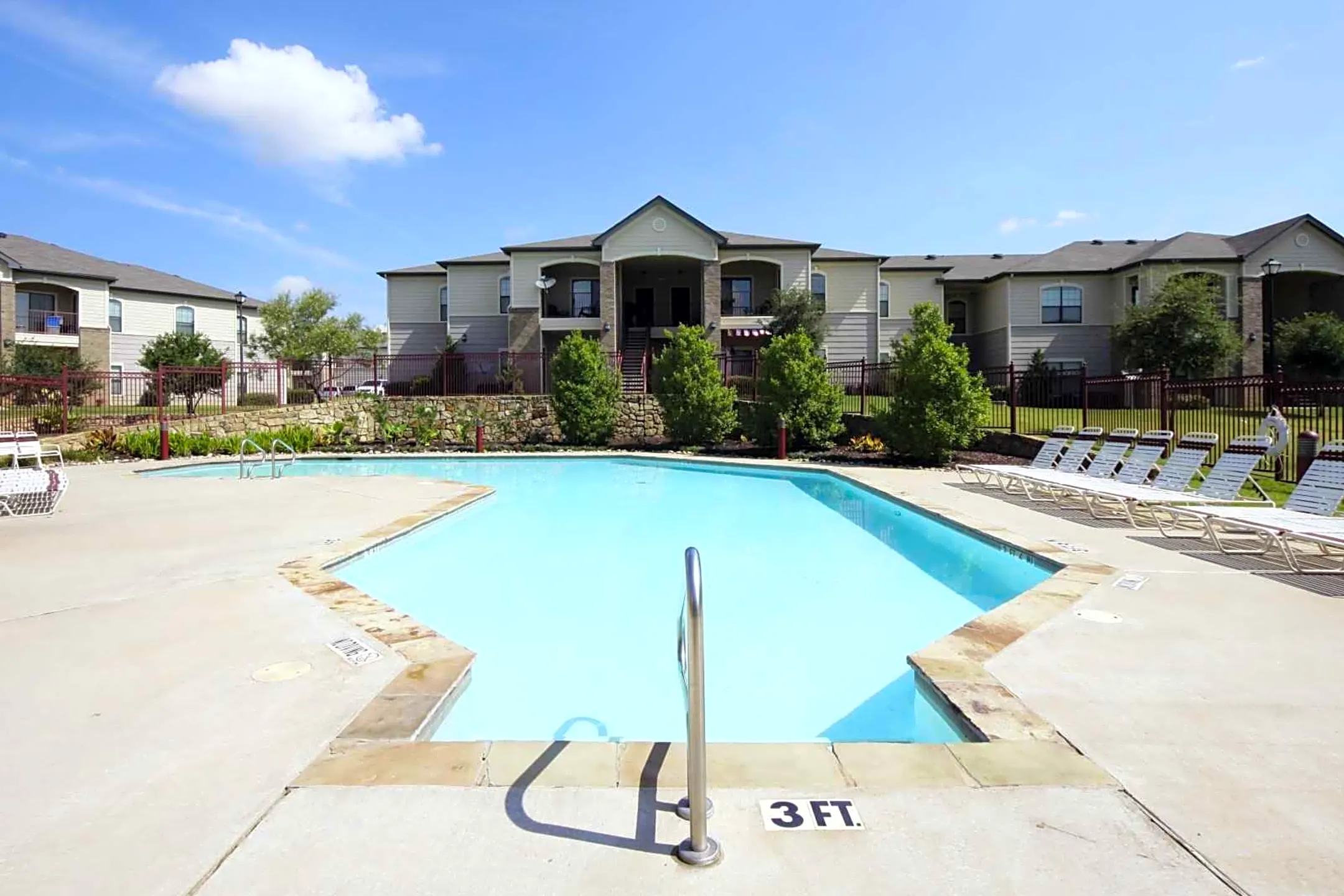 High Meadow Apartments - Durant, OK 74701