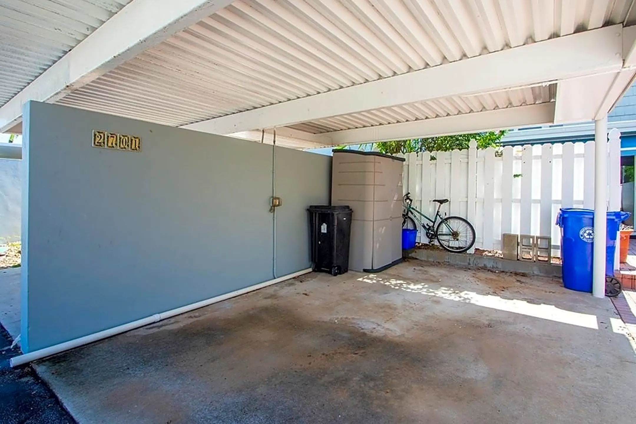 Patio / Deck - 2701 Ocean Dr #1A - Vero Beach, FL