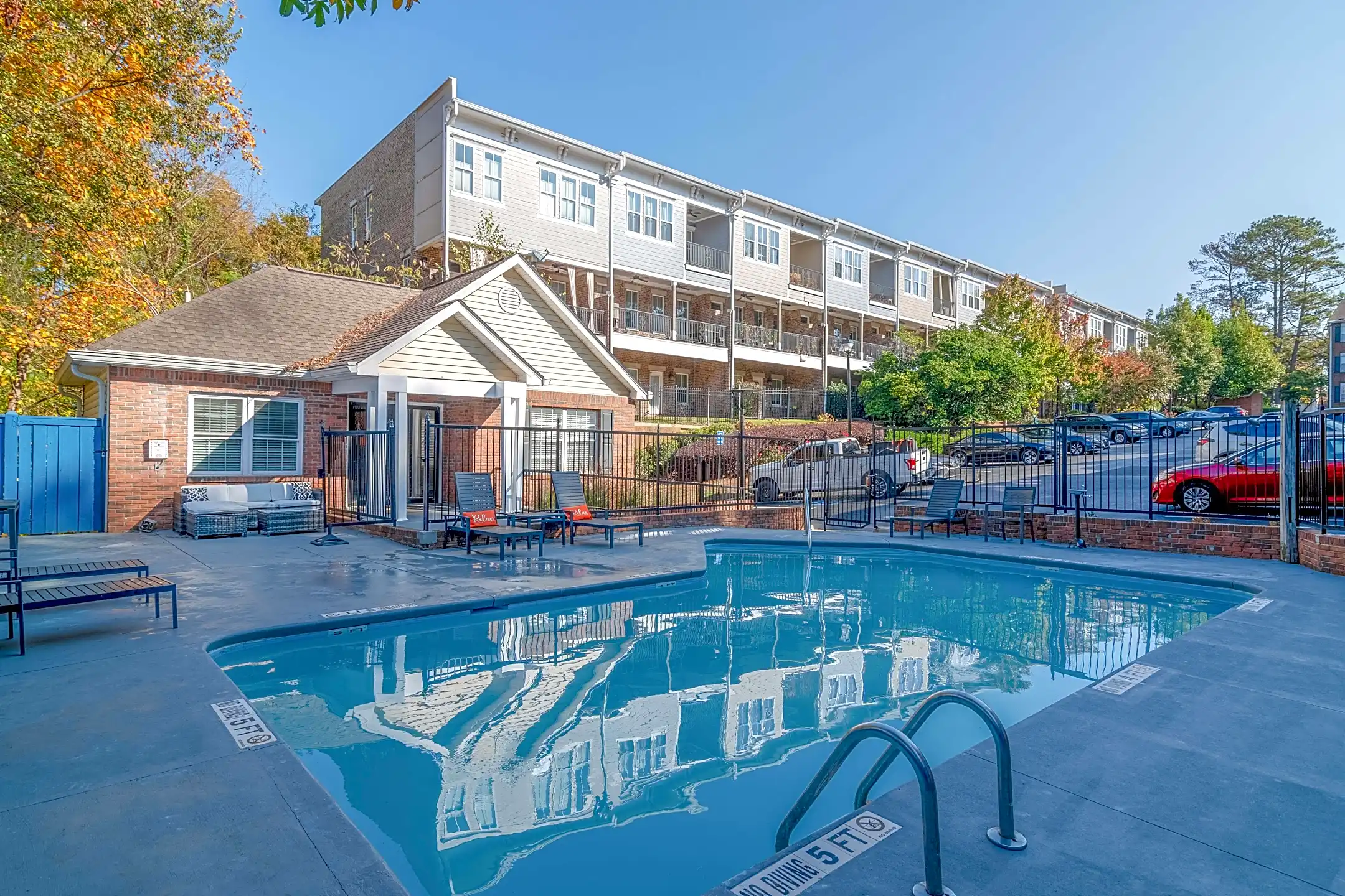 The Collier Collective 2100 Defoors Ferry Rd Nw Atlanta, GA