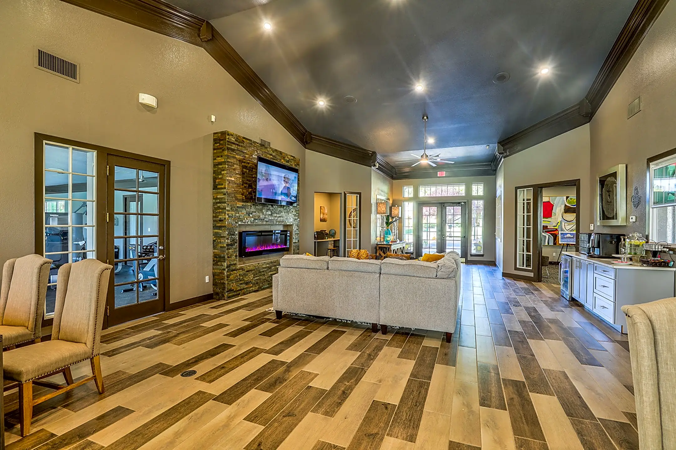 Las Ventanas 2200 1st St Alamogordo, NM Apartments for Rent Rent.